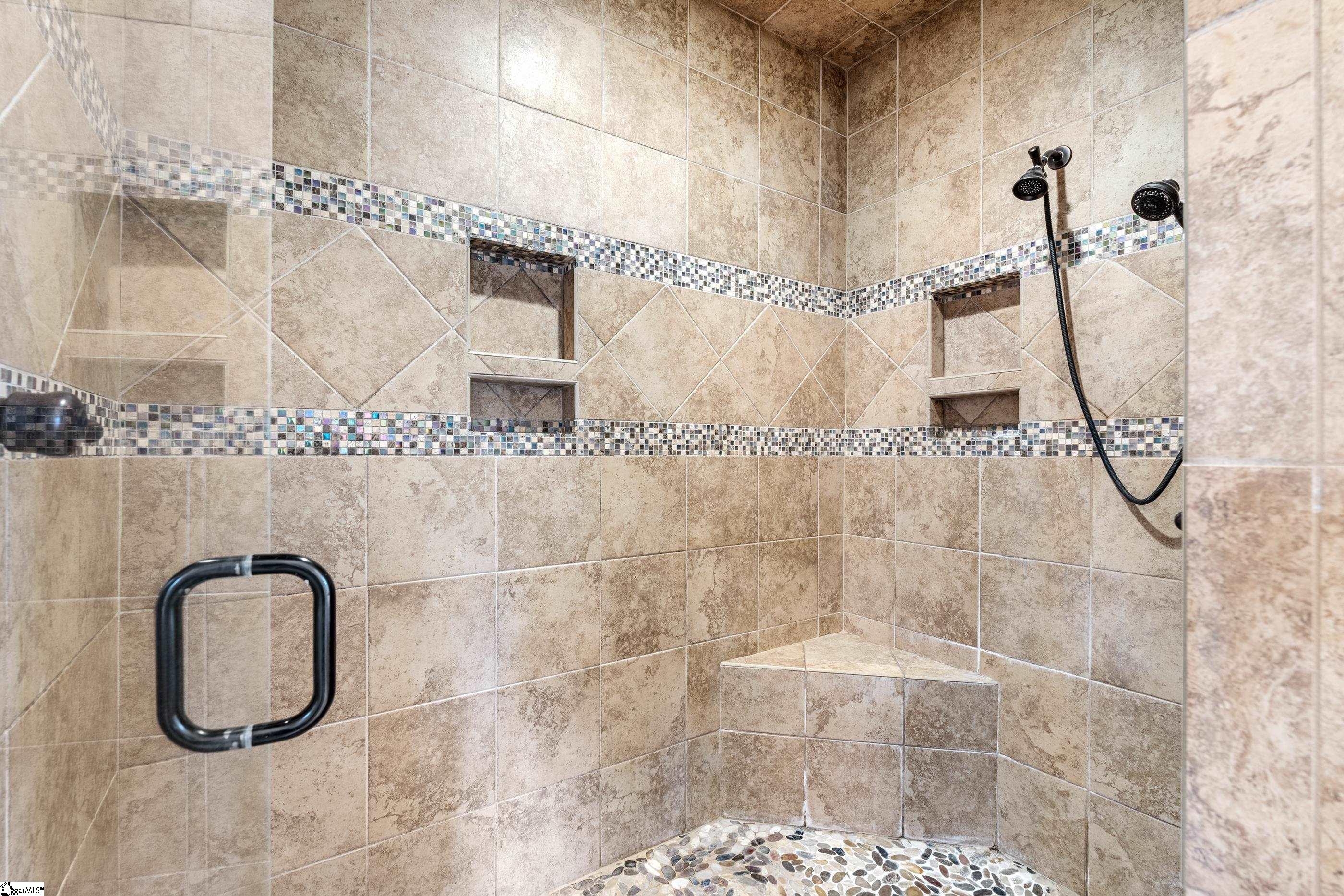 8 Laurel Oak Trail