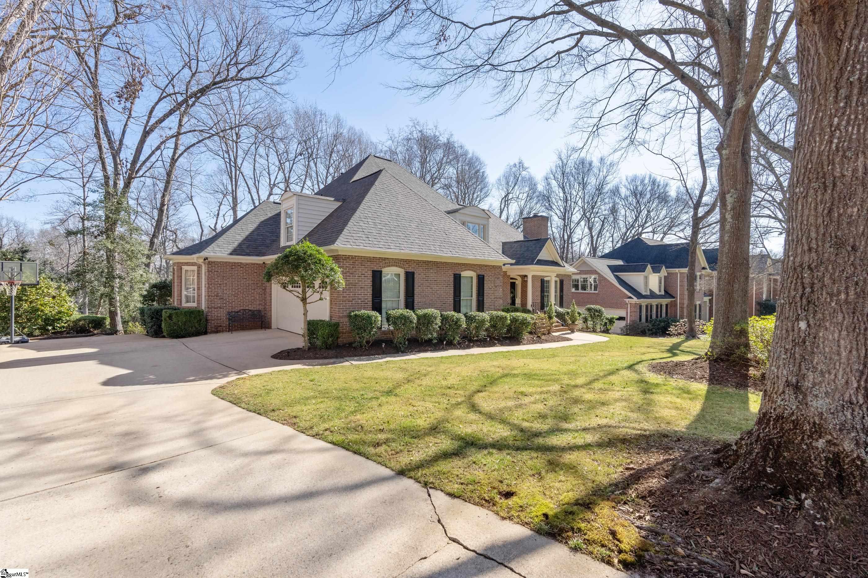 8 Laurel Oak Trail
