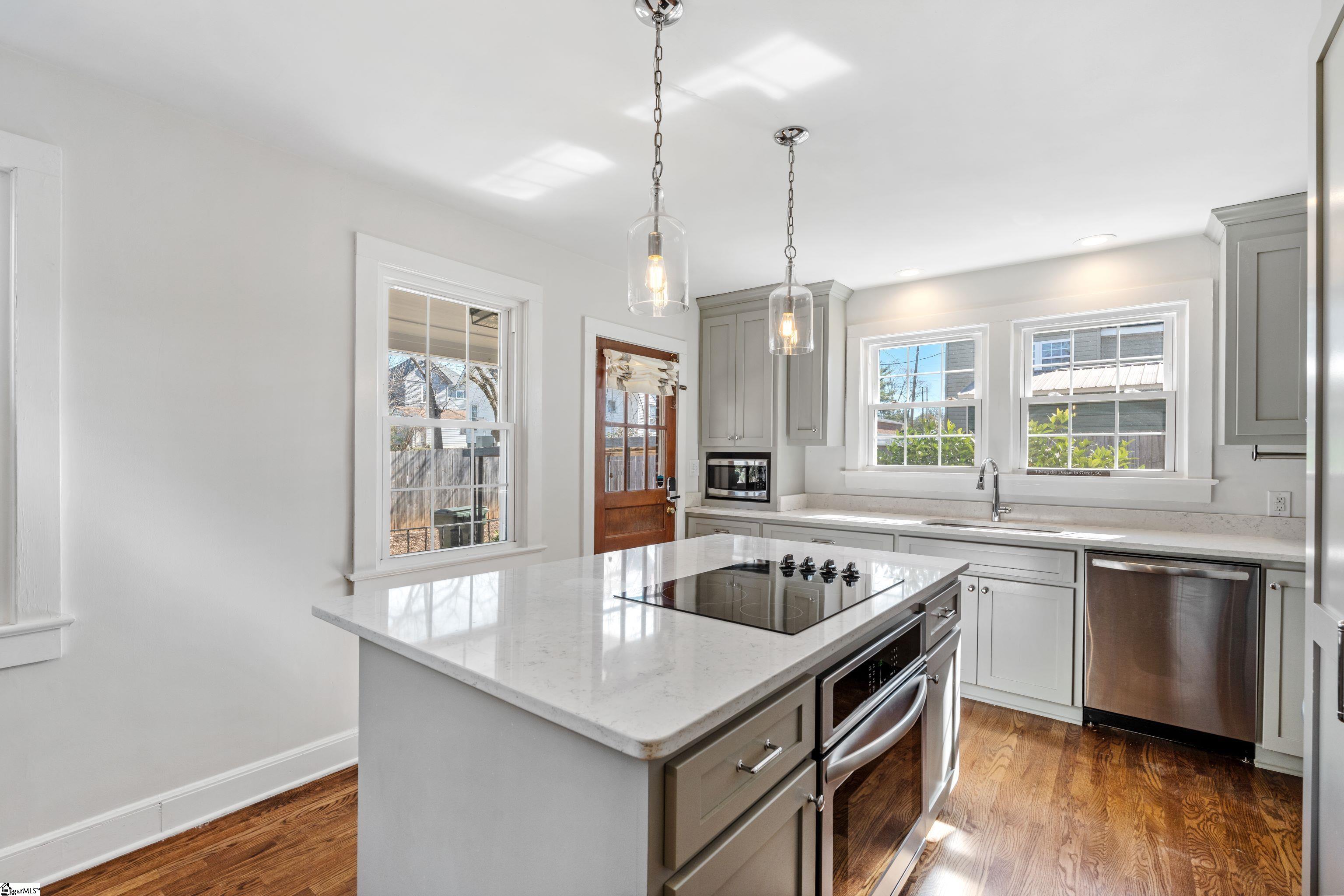 300 W Church Street