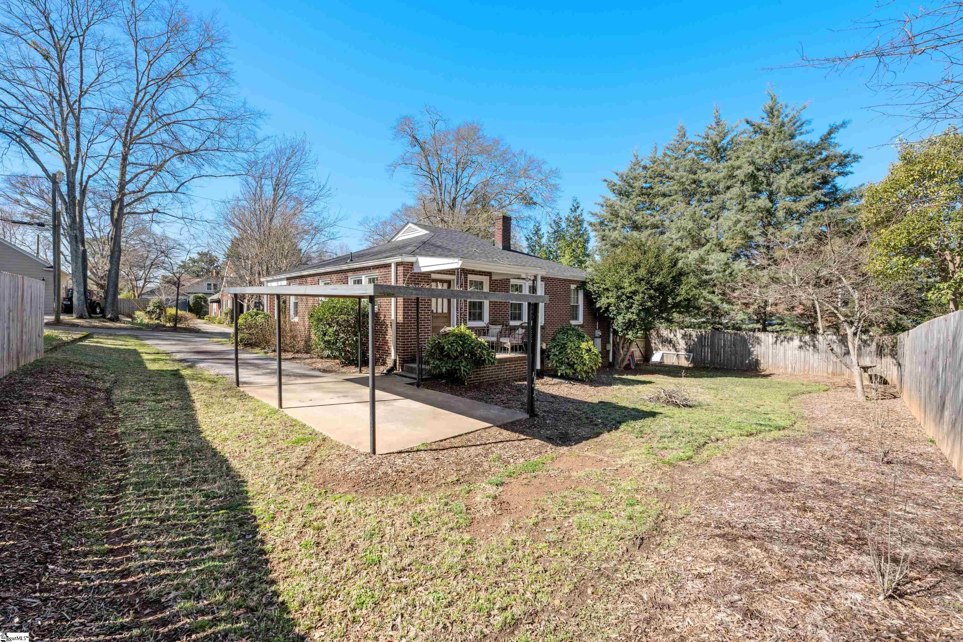 300 W Church Street