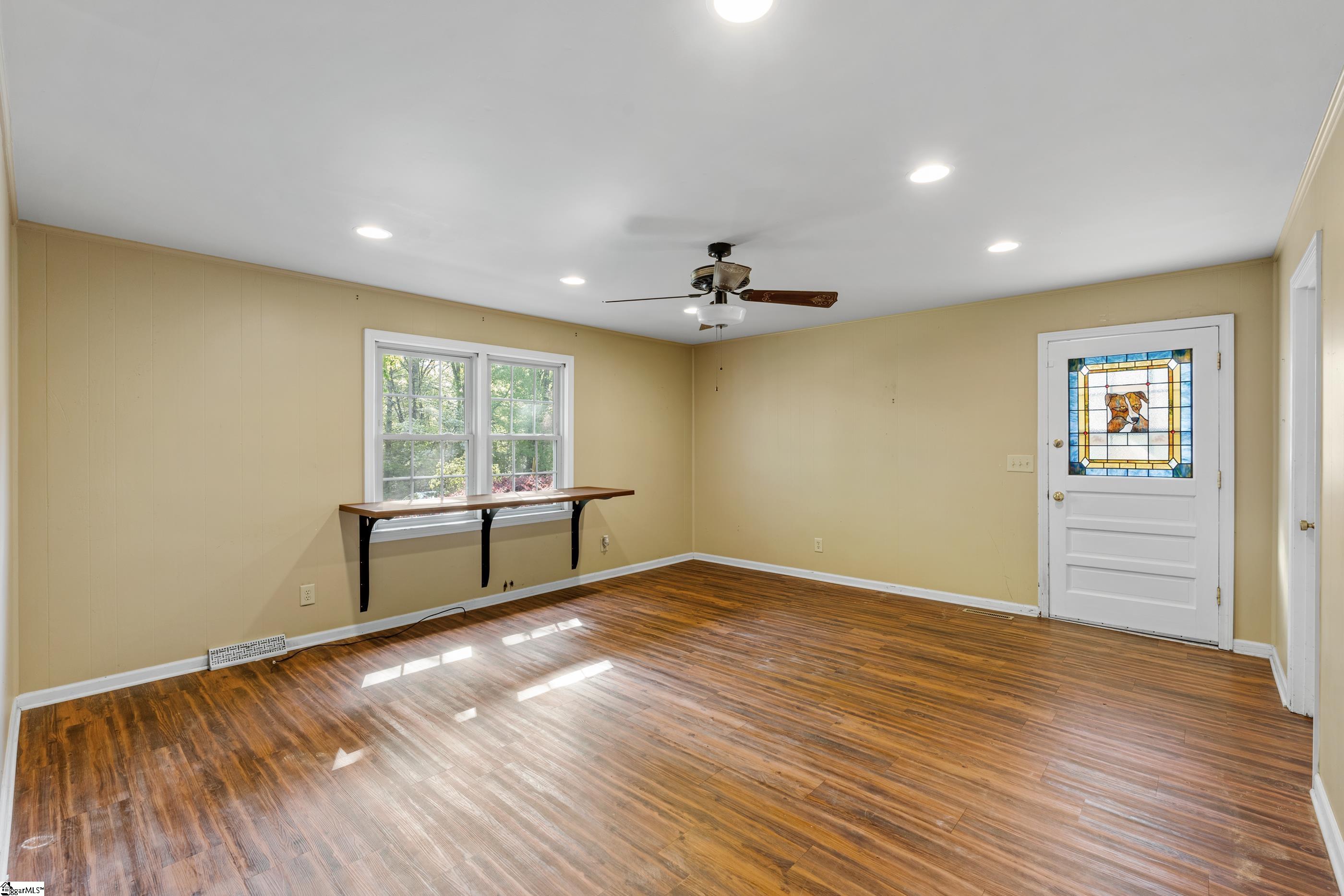 403 Laurel Road
