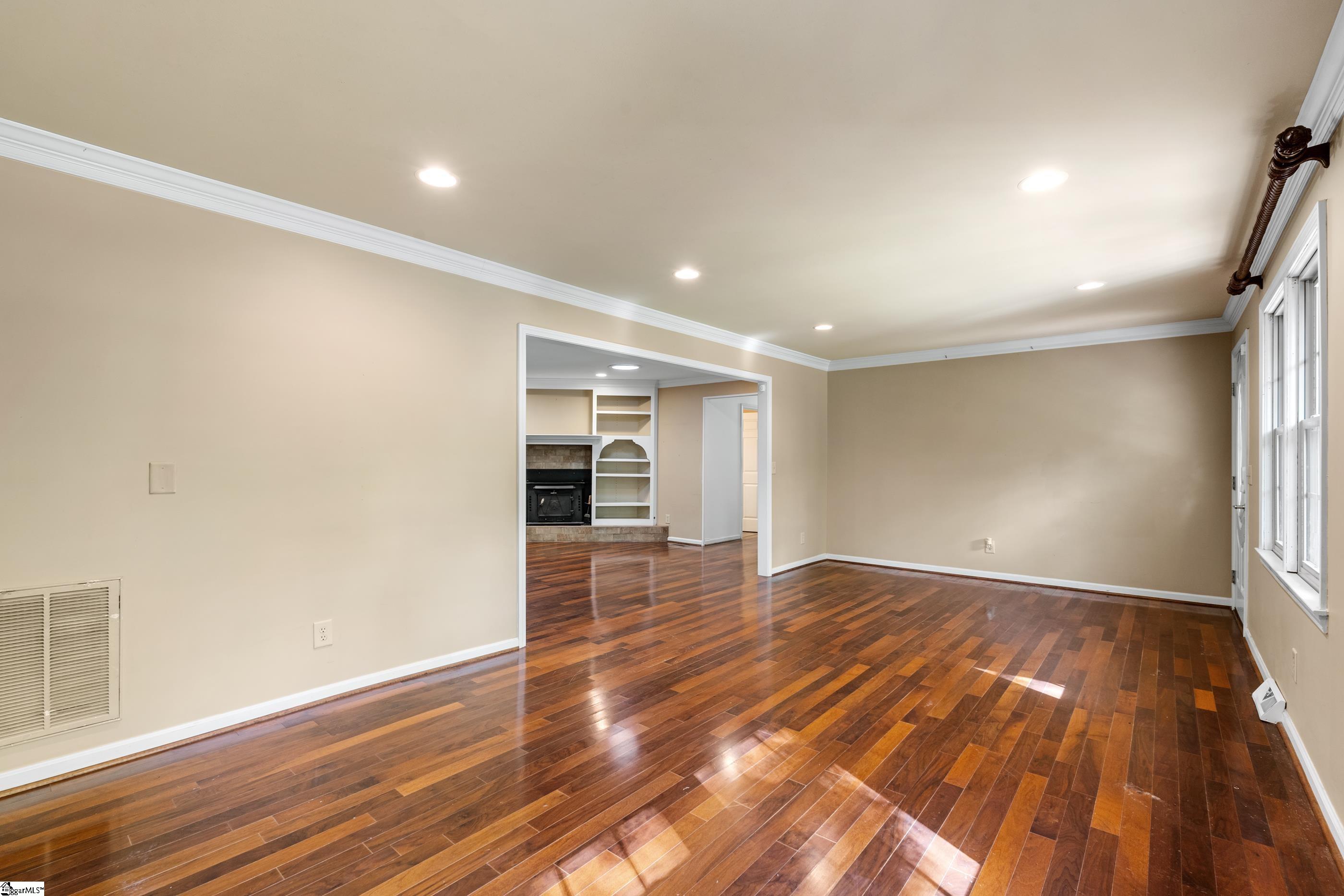 403 Laurel Road