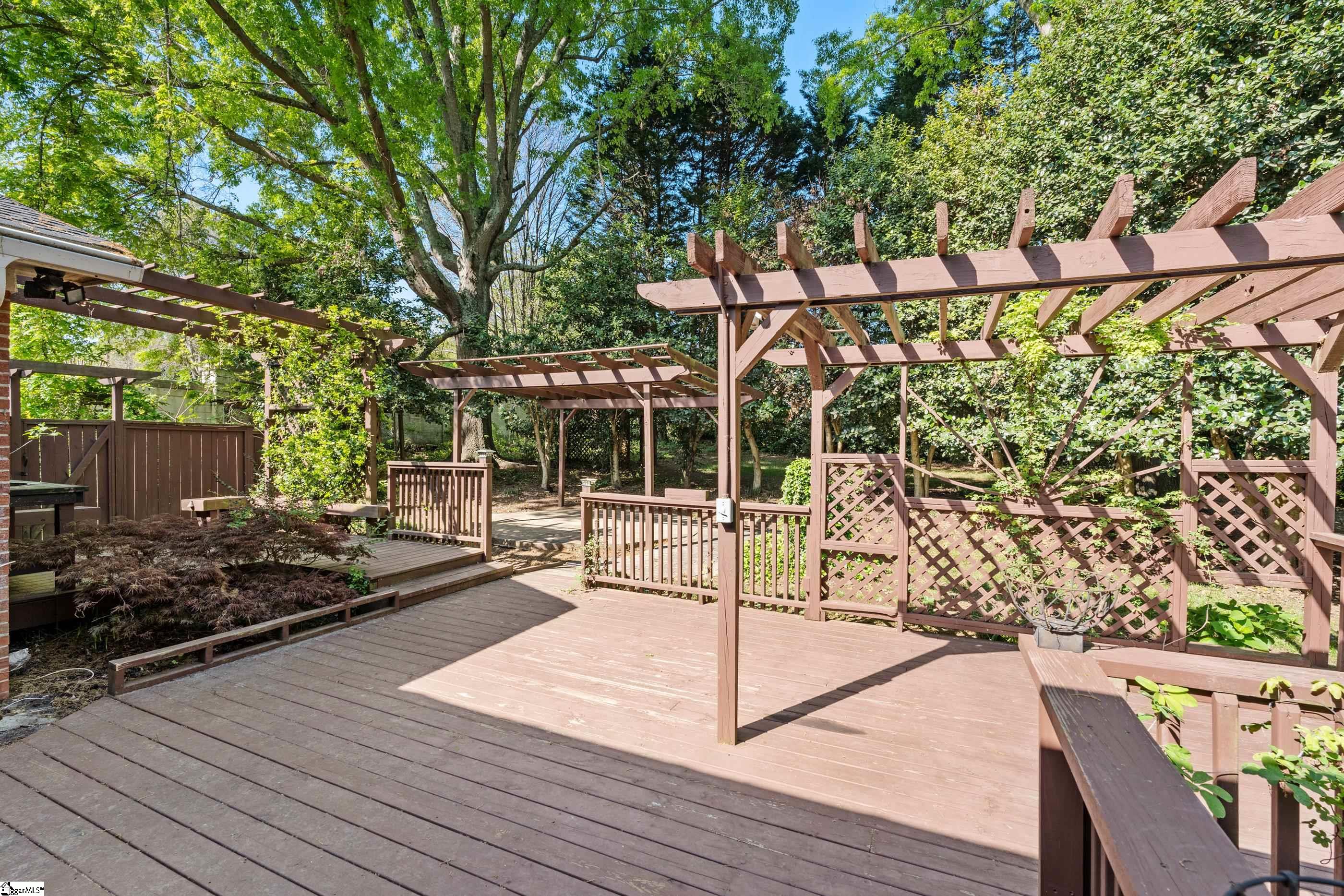 403 Laurel Road