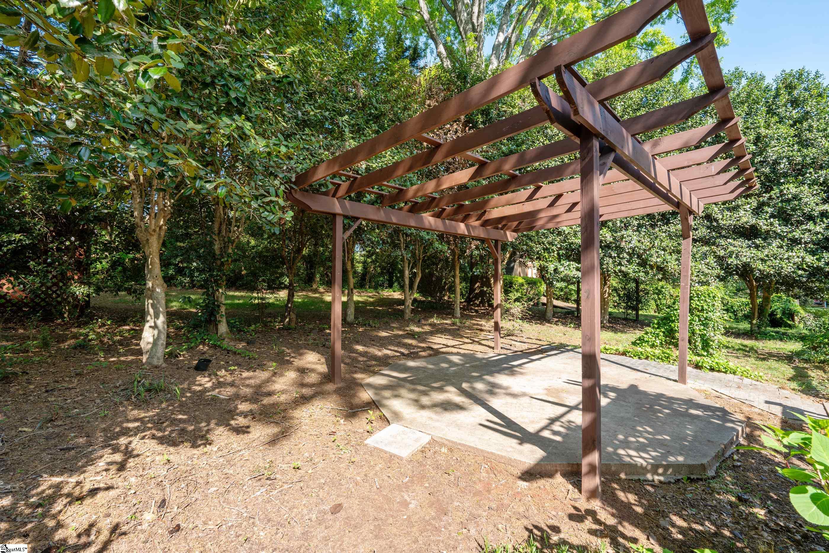 403 Laurel Road
