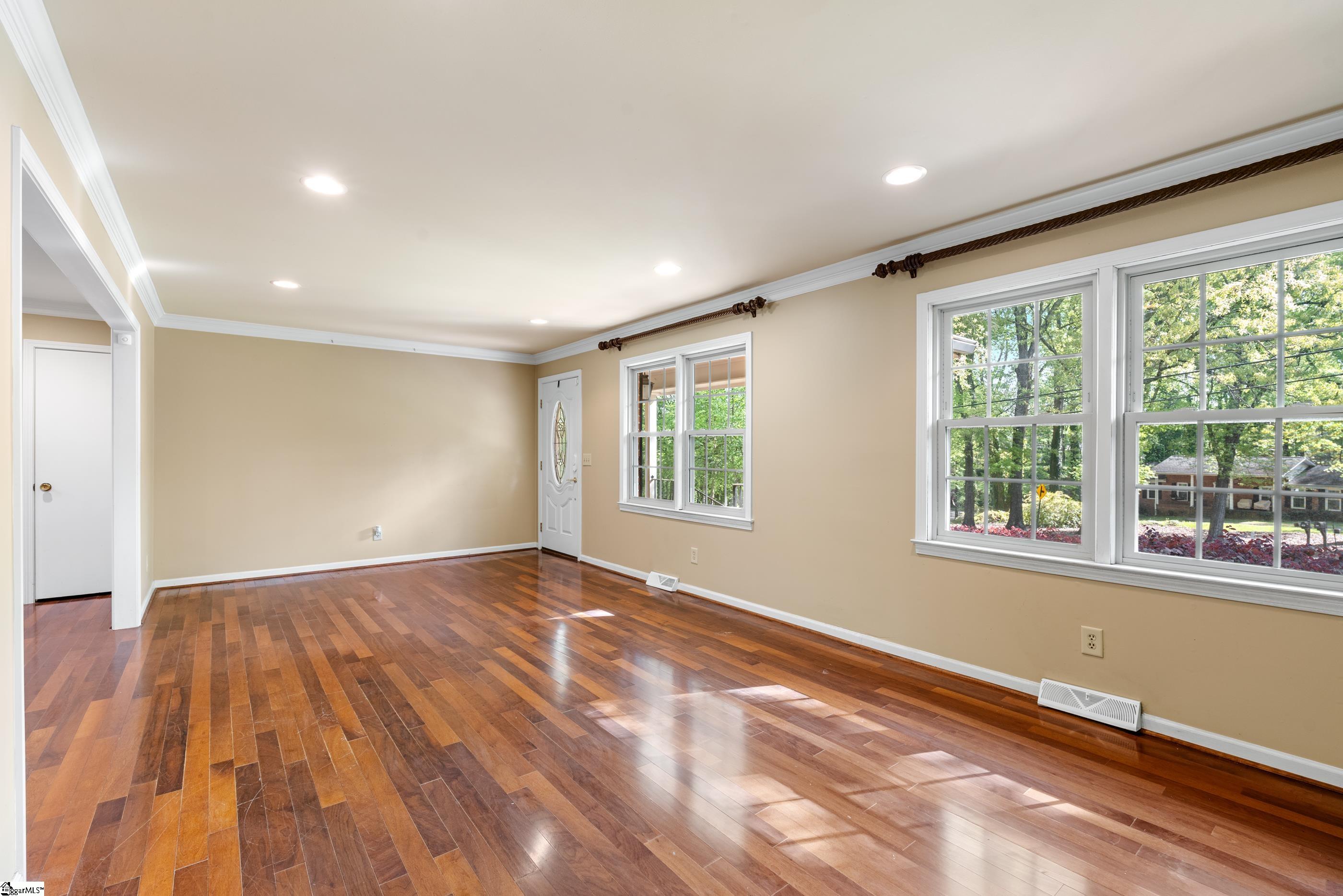 403 Laurel Road