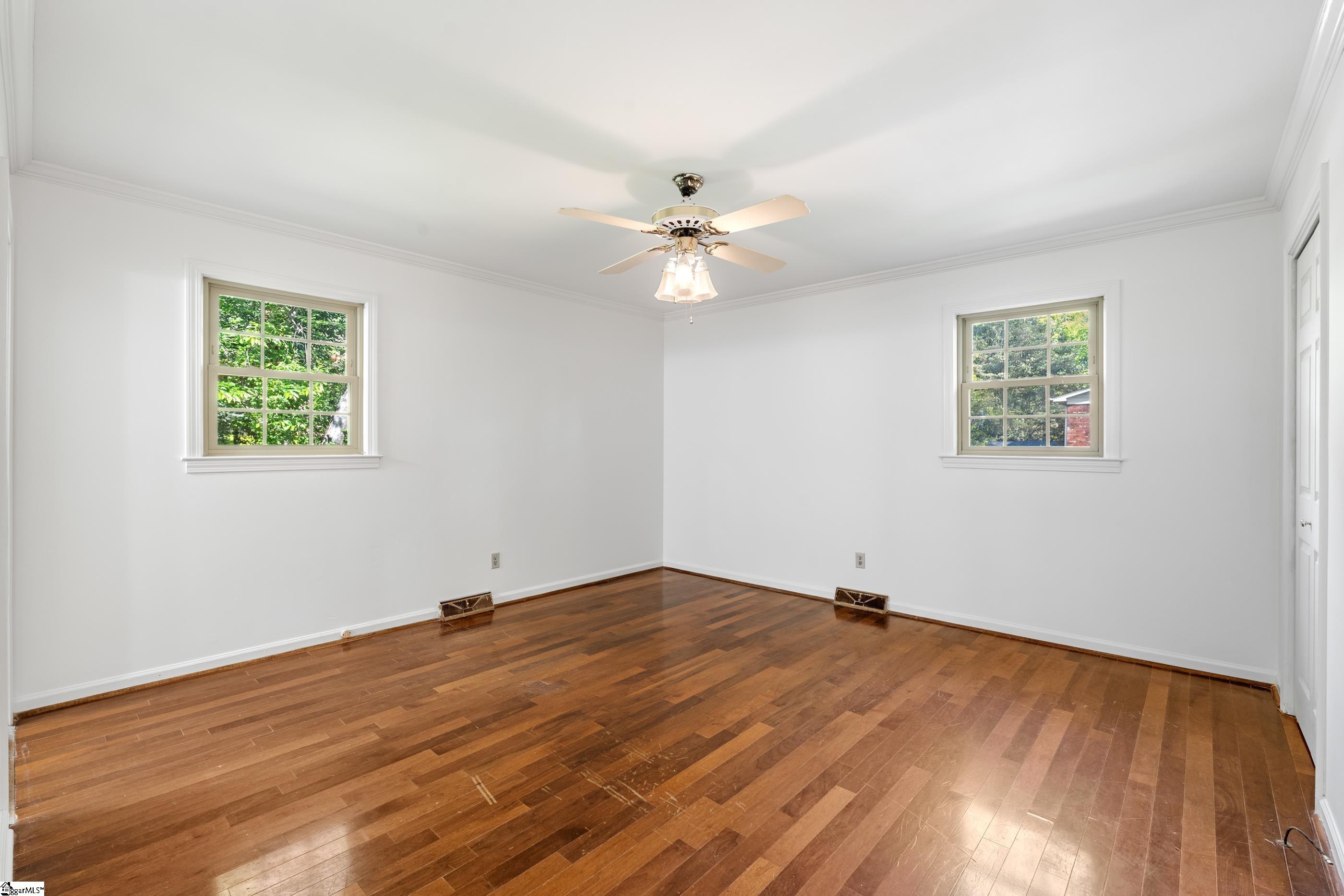403 Laurel Road