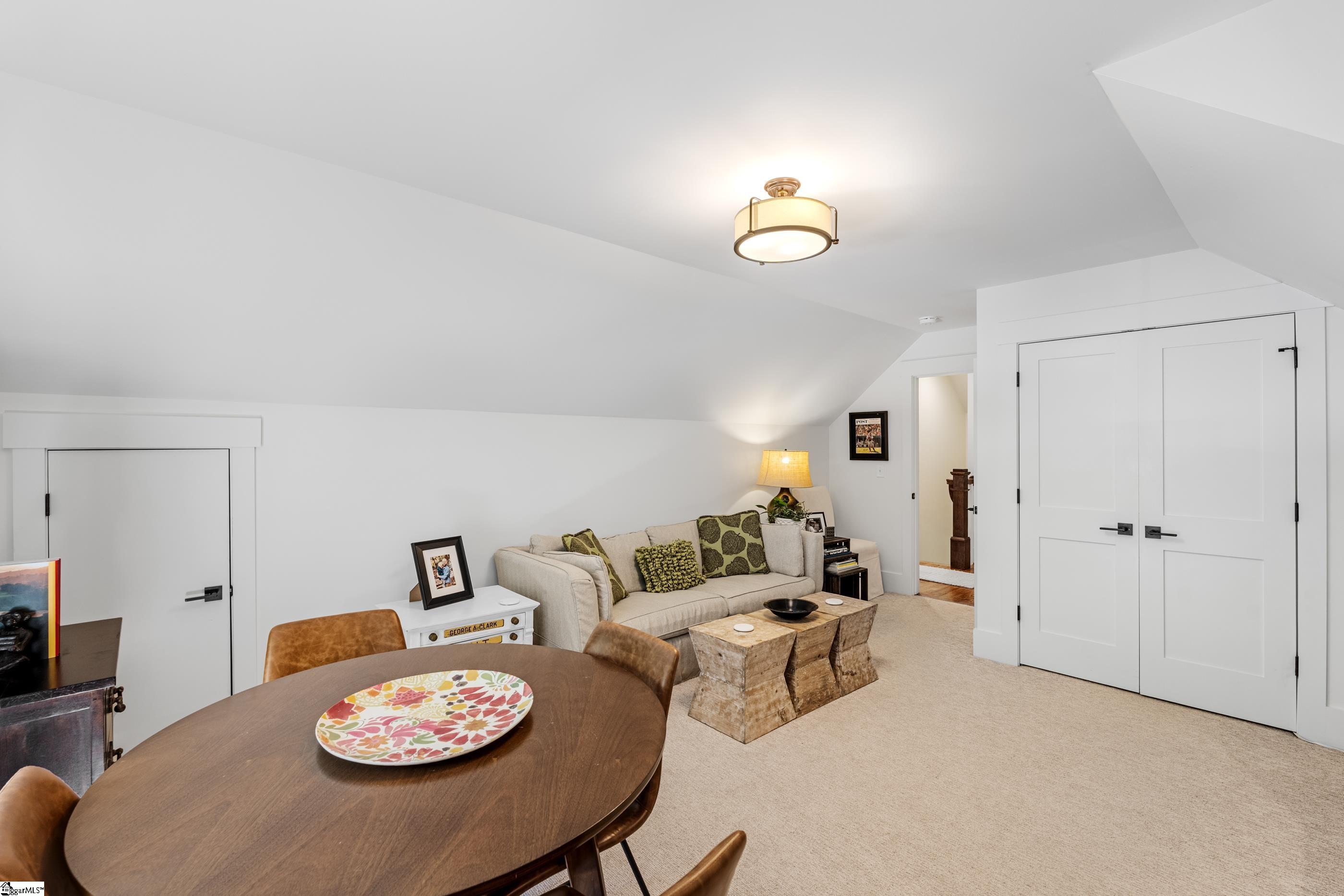 7 Hindman Drive