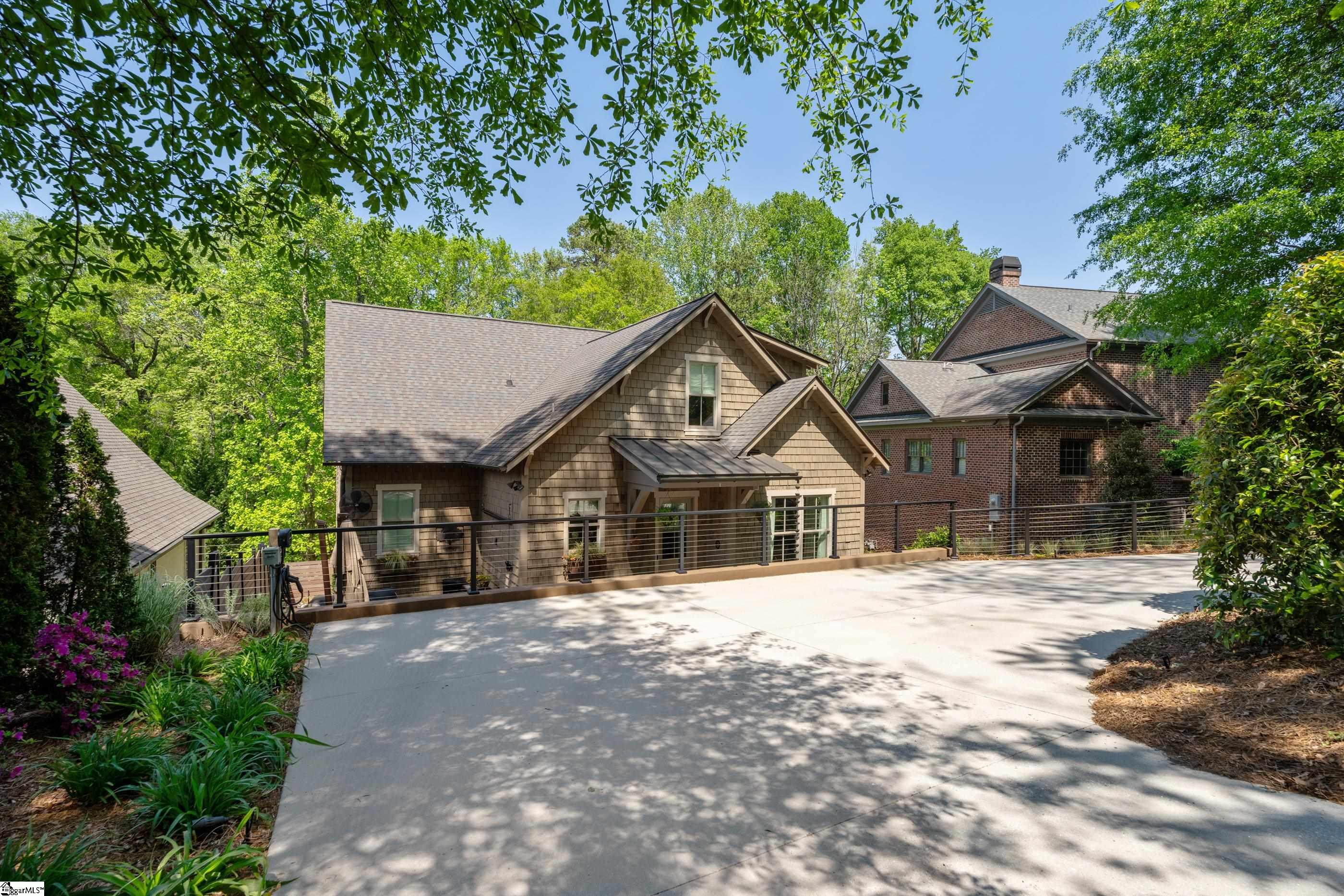 7 Hindman Drive