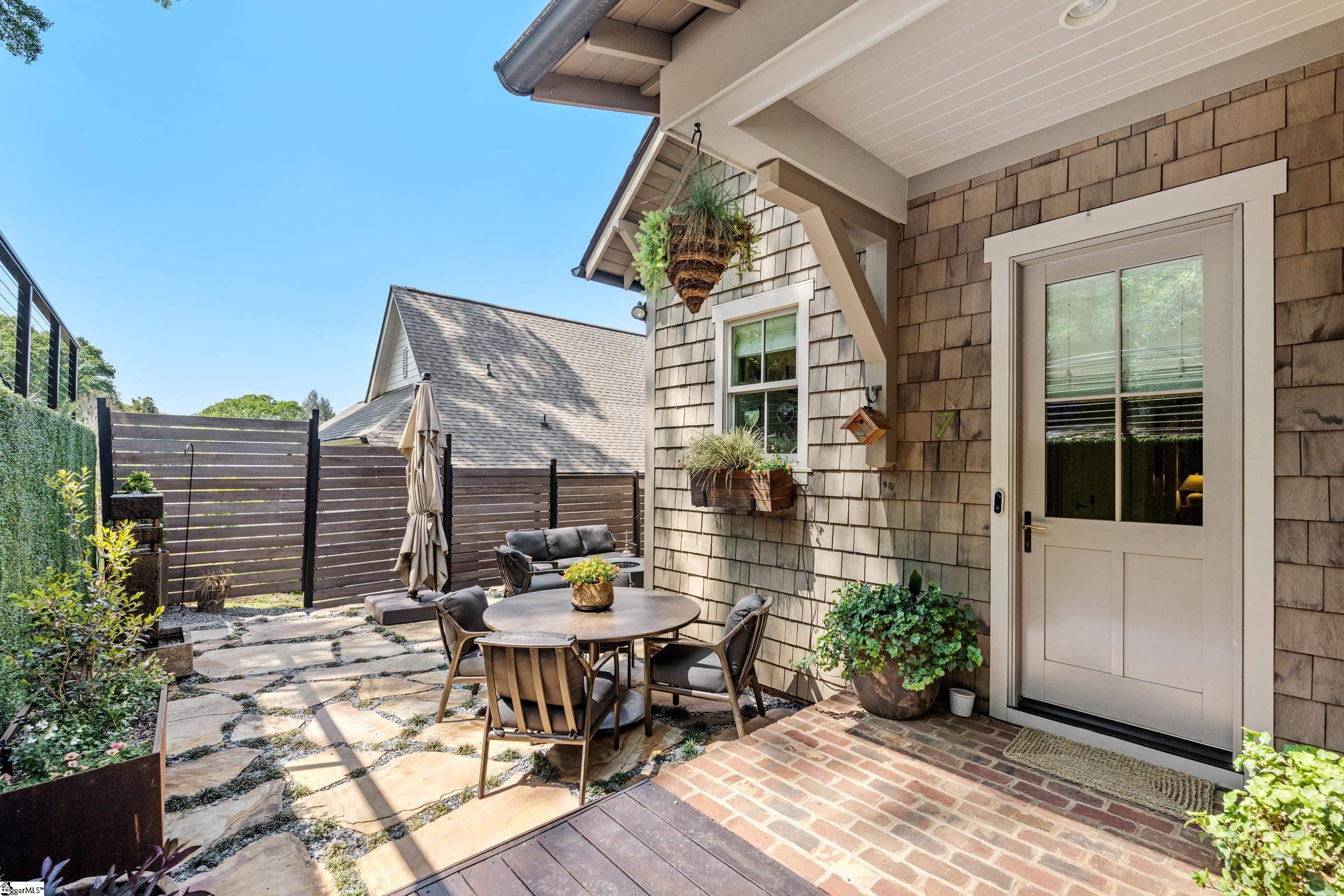 7 Hindman Drive