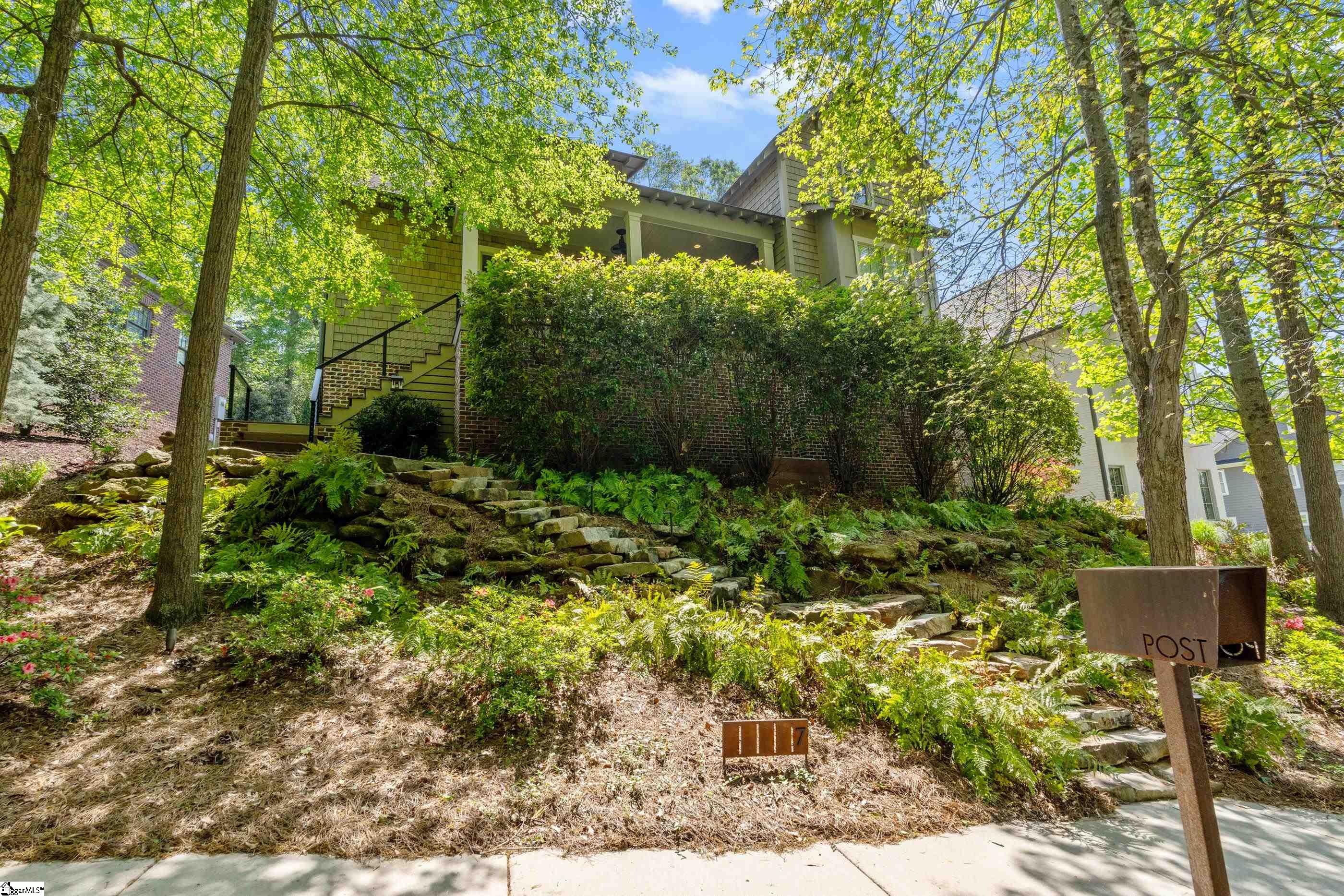 7 Hindman Drive