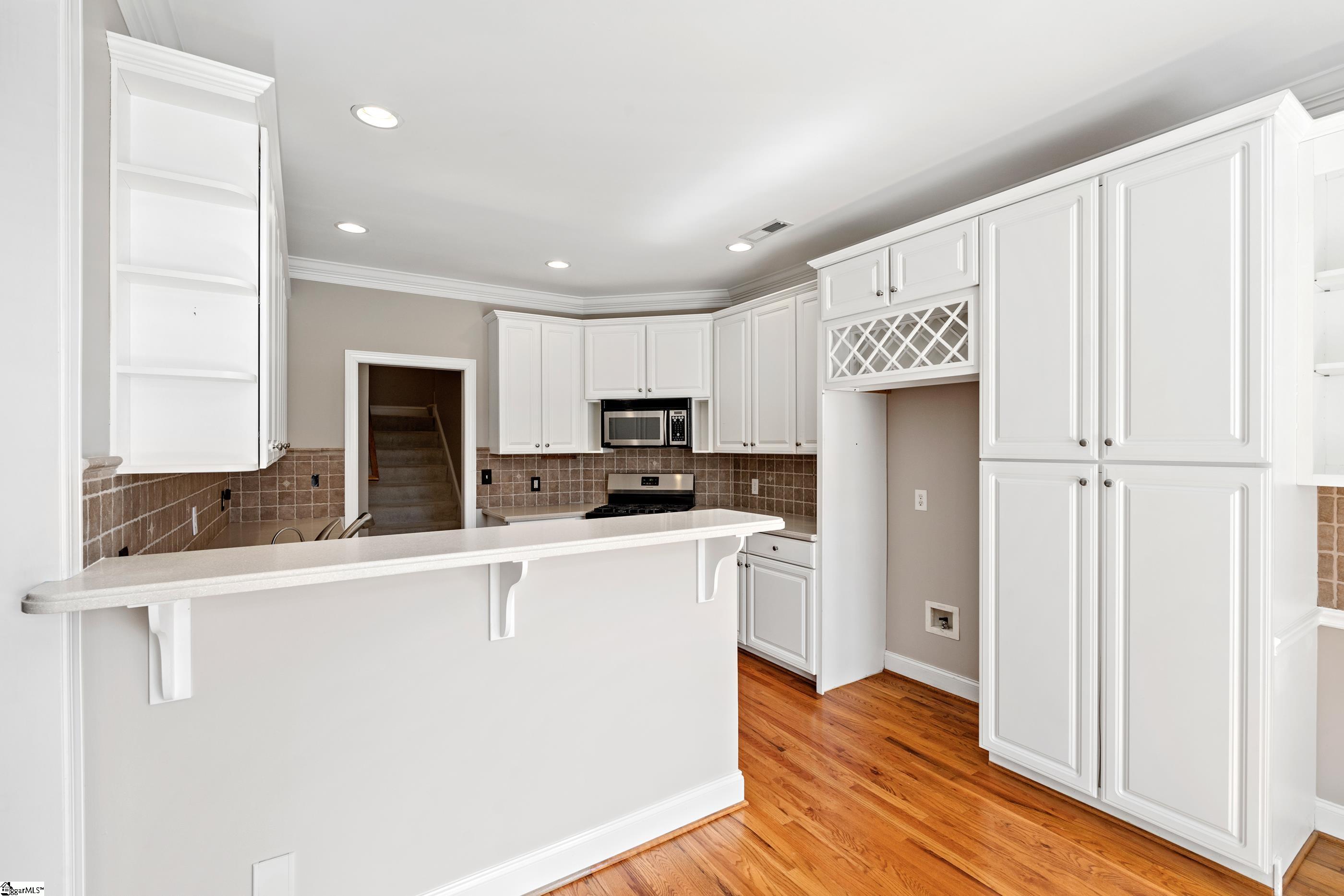 110 Clairewood Court