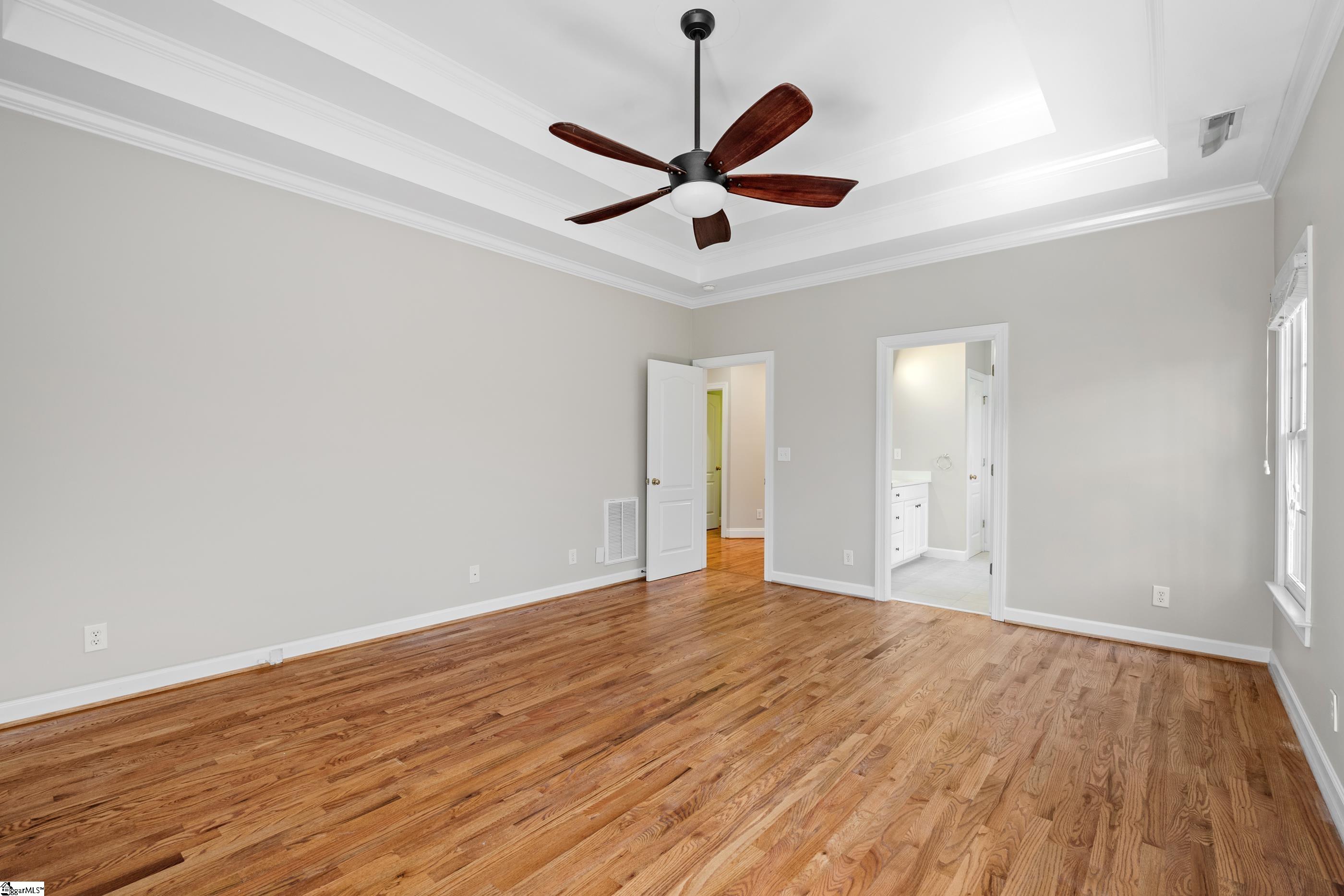 110 Clairewood Court
