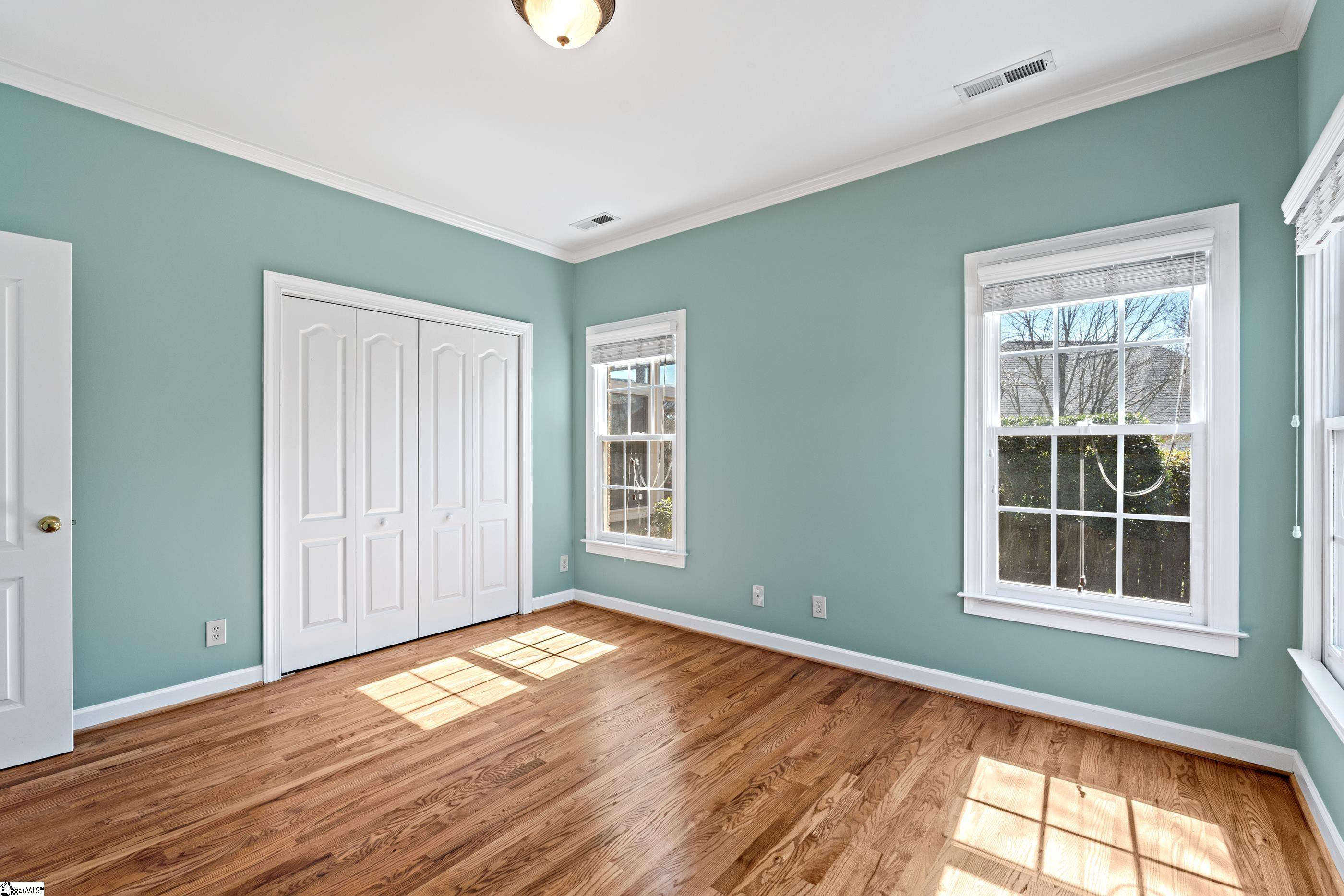 110 Clairewood Court
