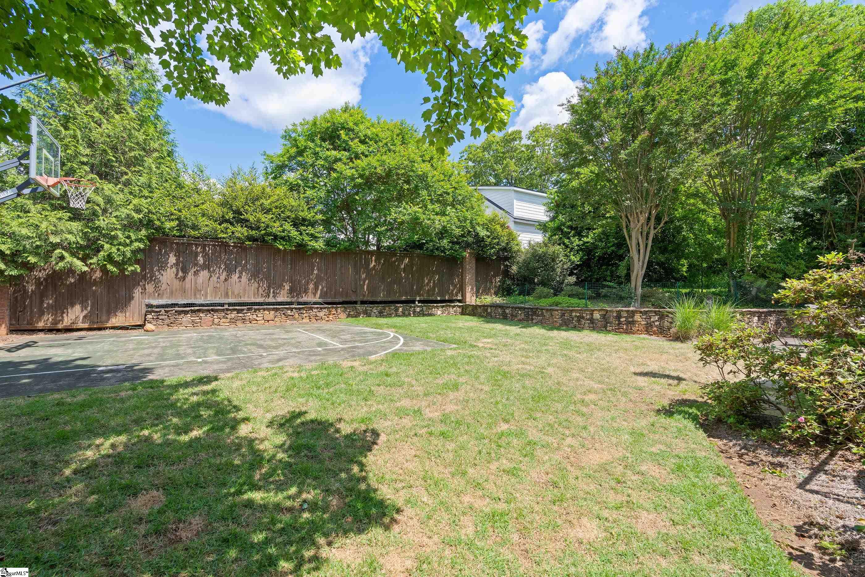 75 Woodvale Avenue