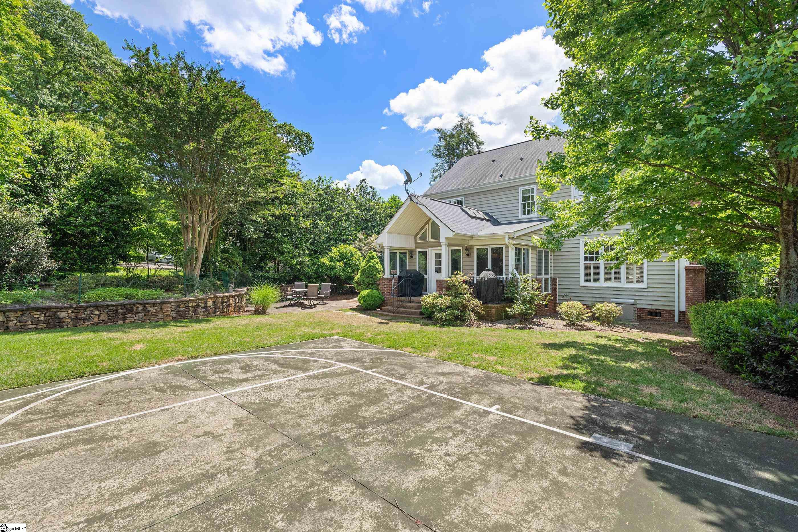 75 Woodvale Avenue