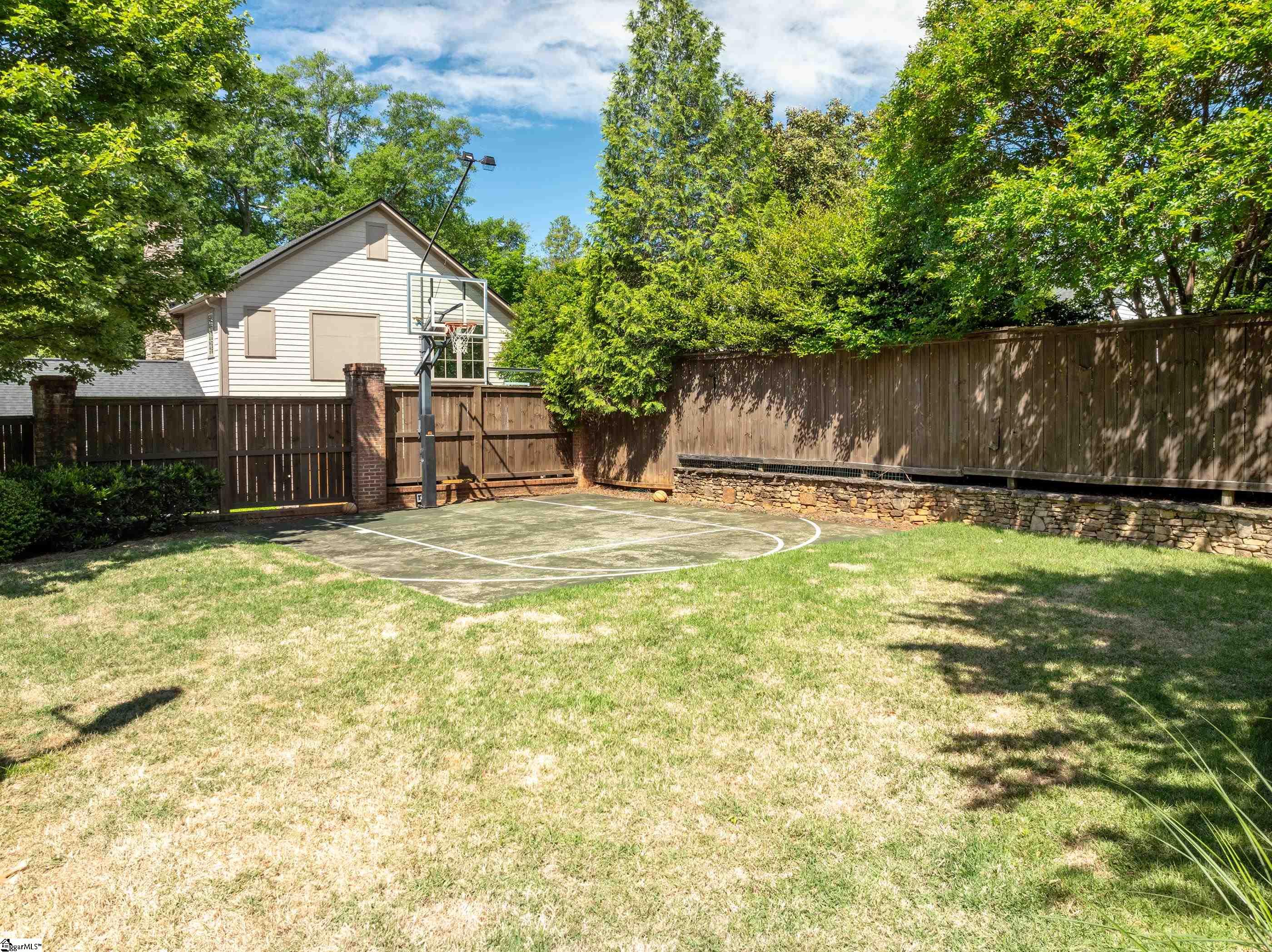 75 Woodvale Avenue