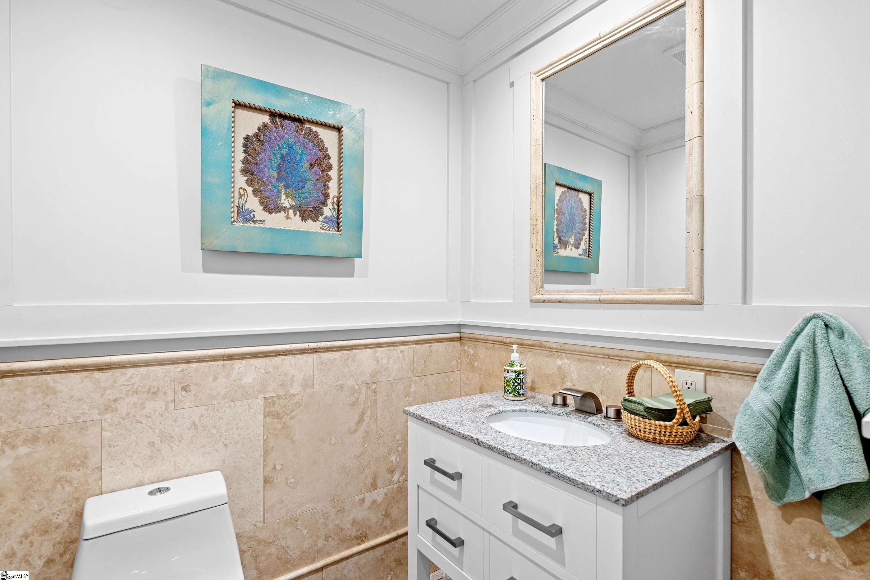 101 W 3rd Avenue