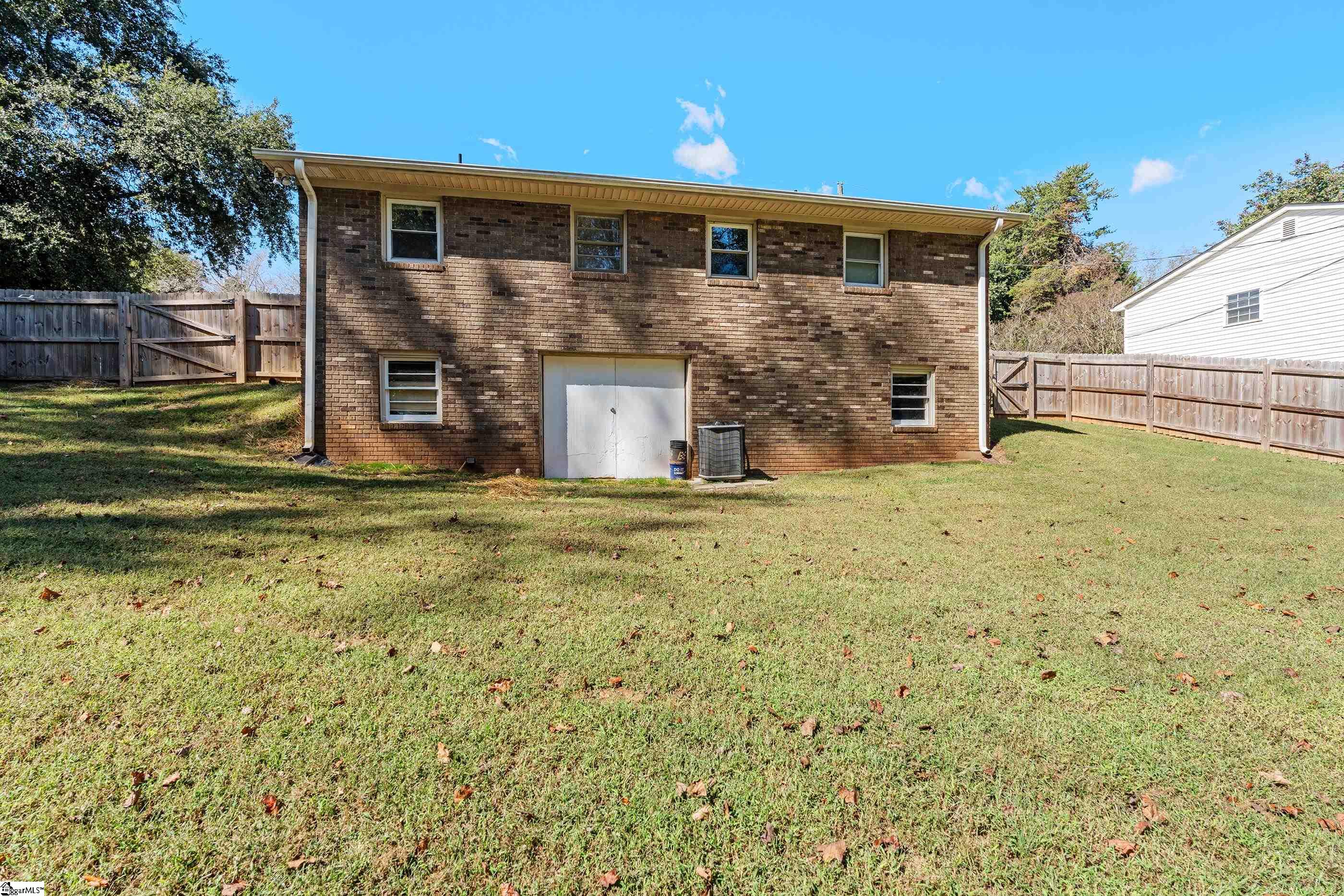 123 Vista Circle