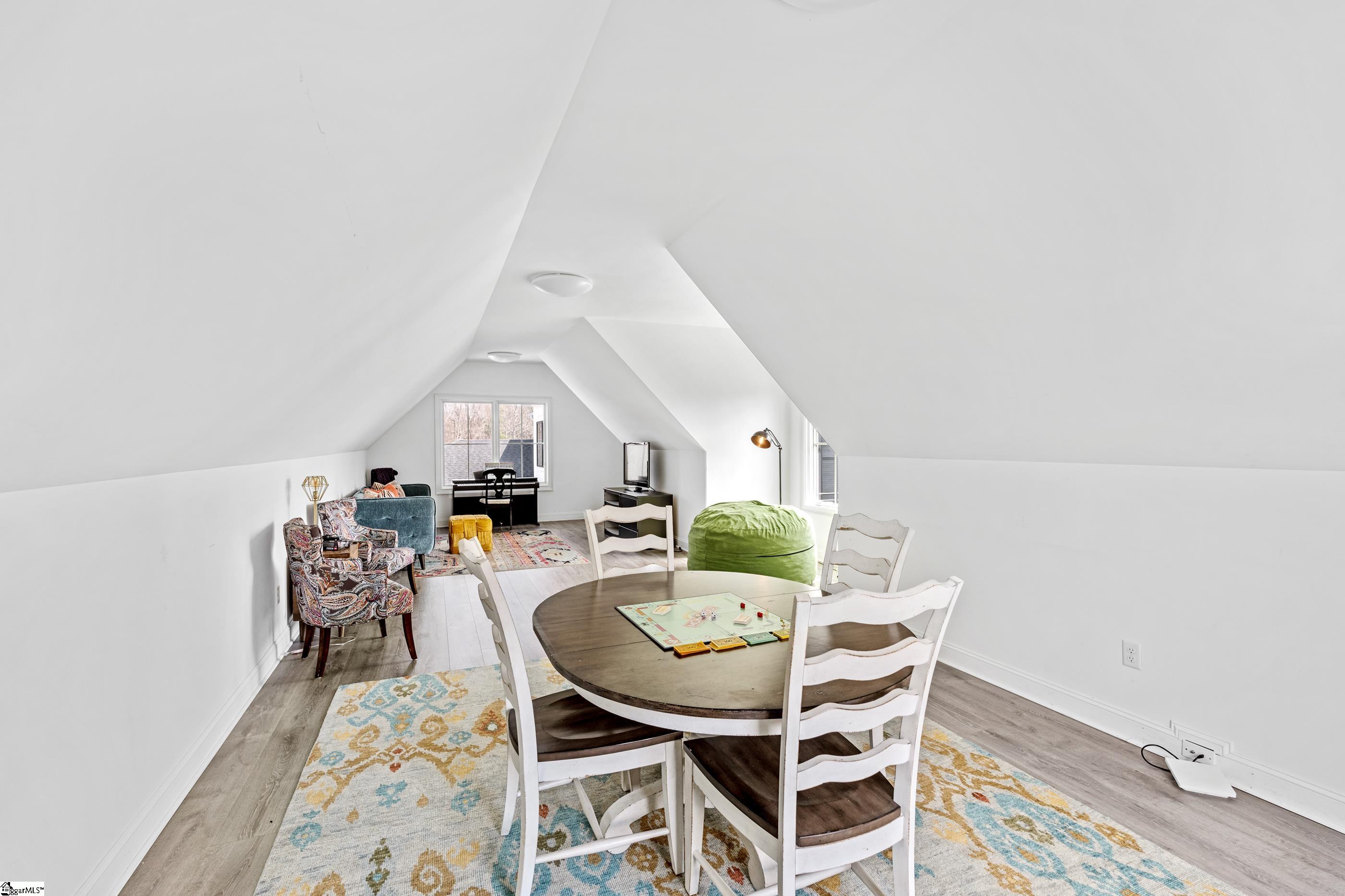 112 Verdae Crest Drive