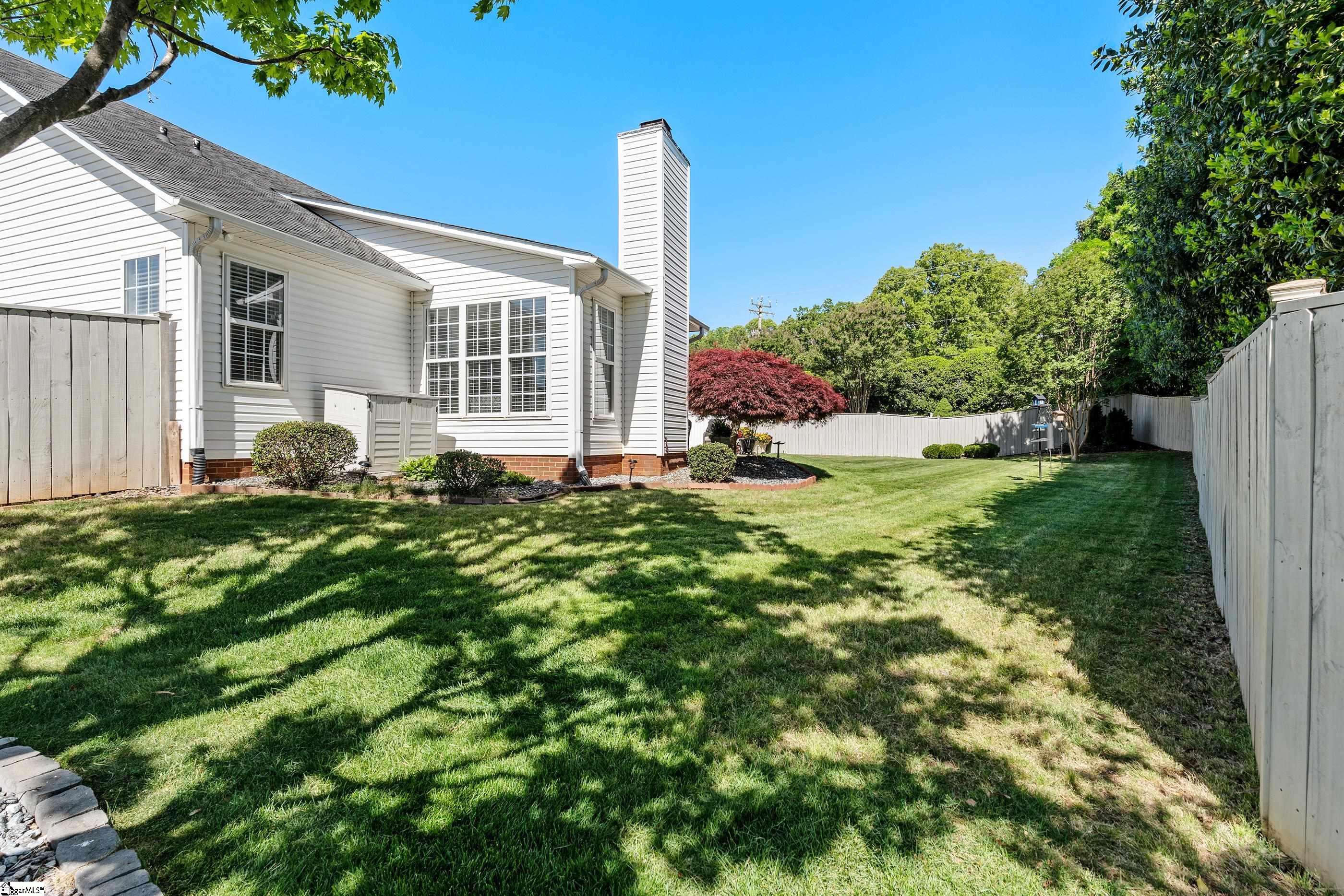 10 Kentucky Derby Court