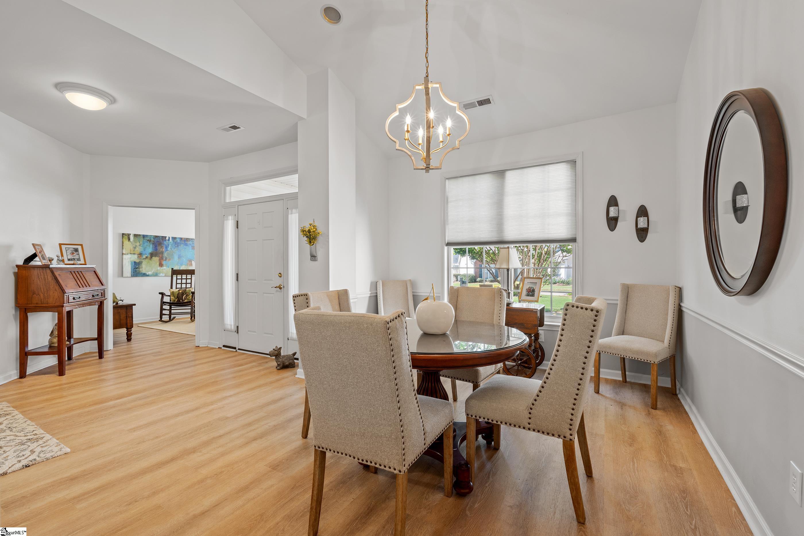 10 Kentucky Derby Court