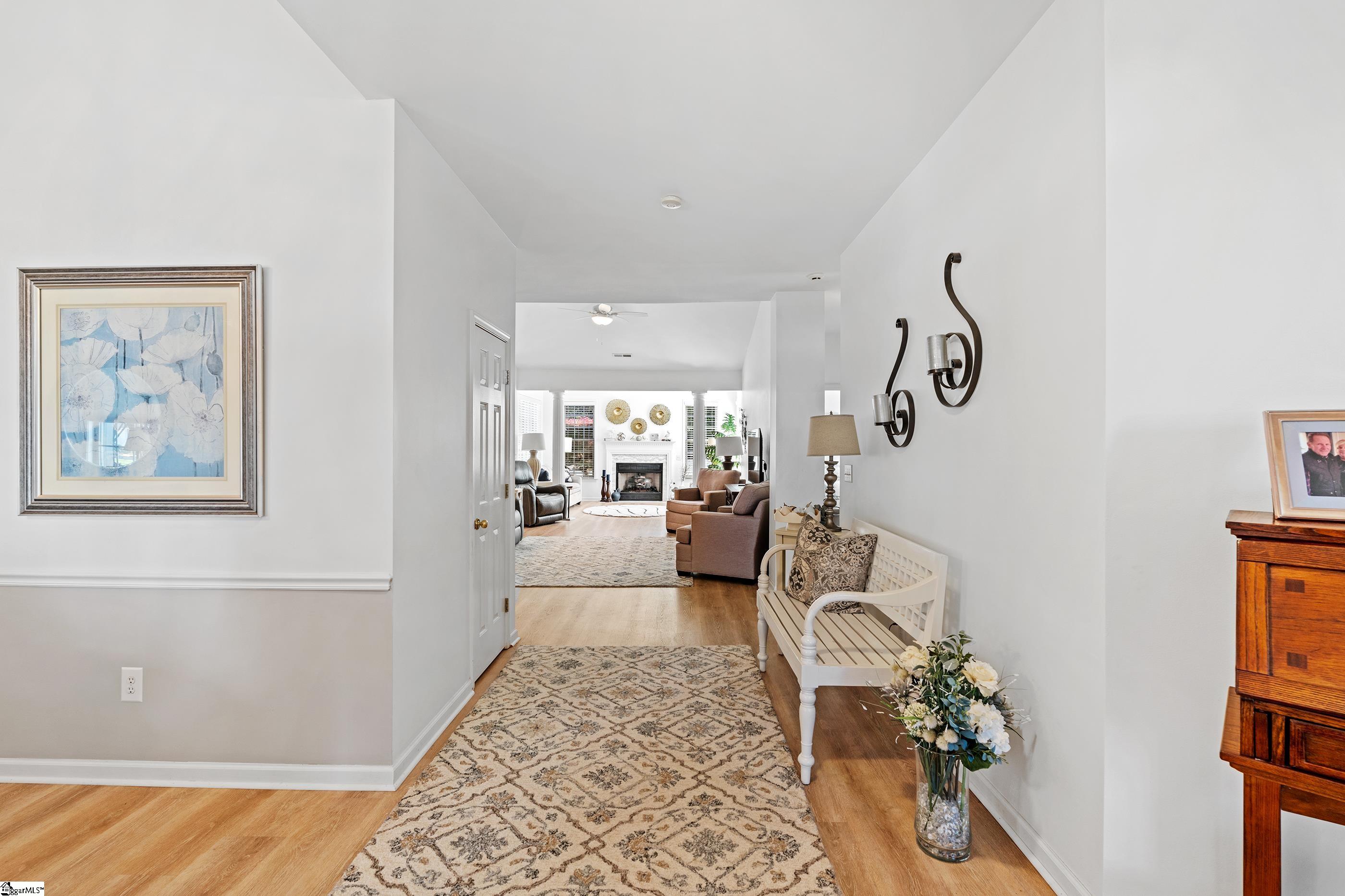 10 Kentucky Derby Court