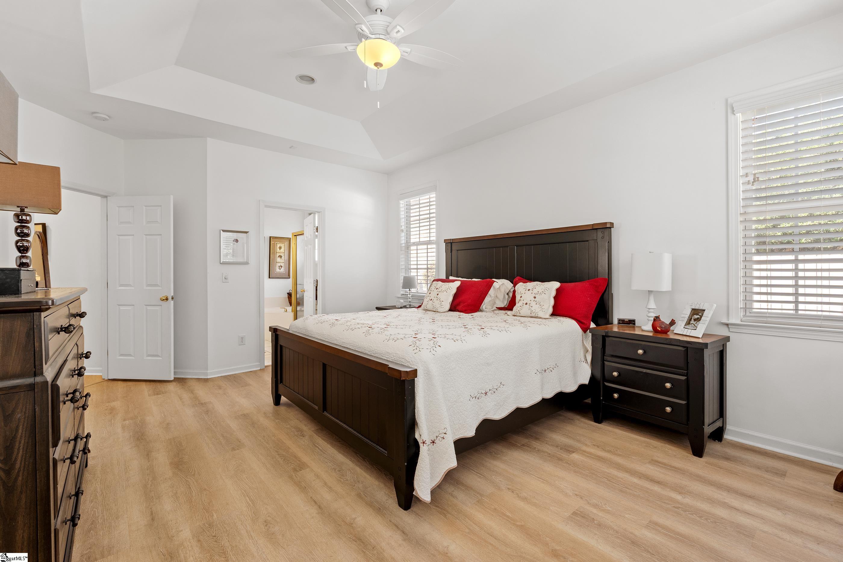 10 Kentucky Derby Court