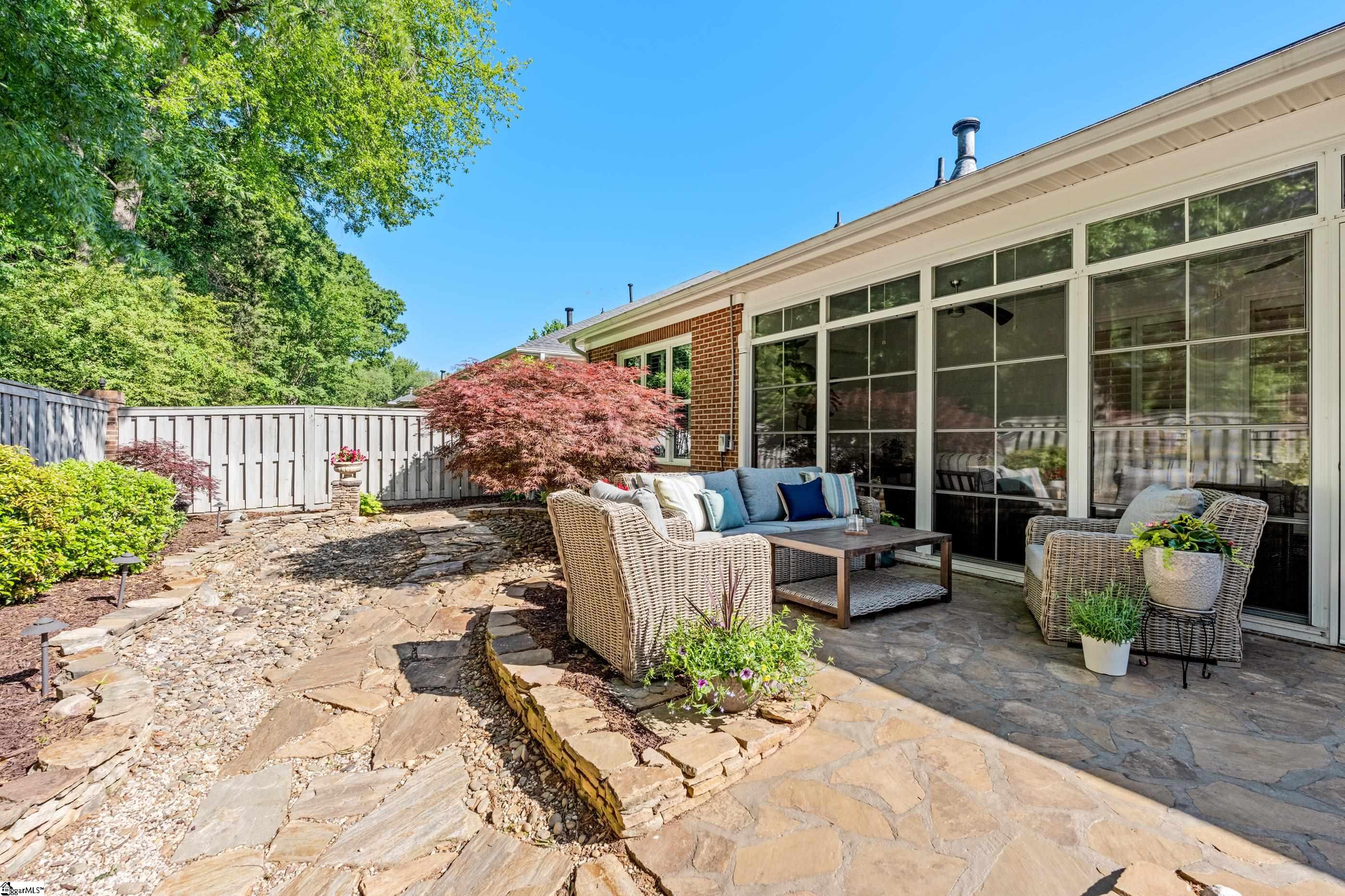 10 Wineberry Way