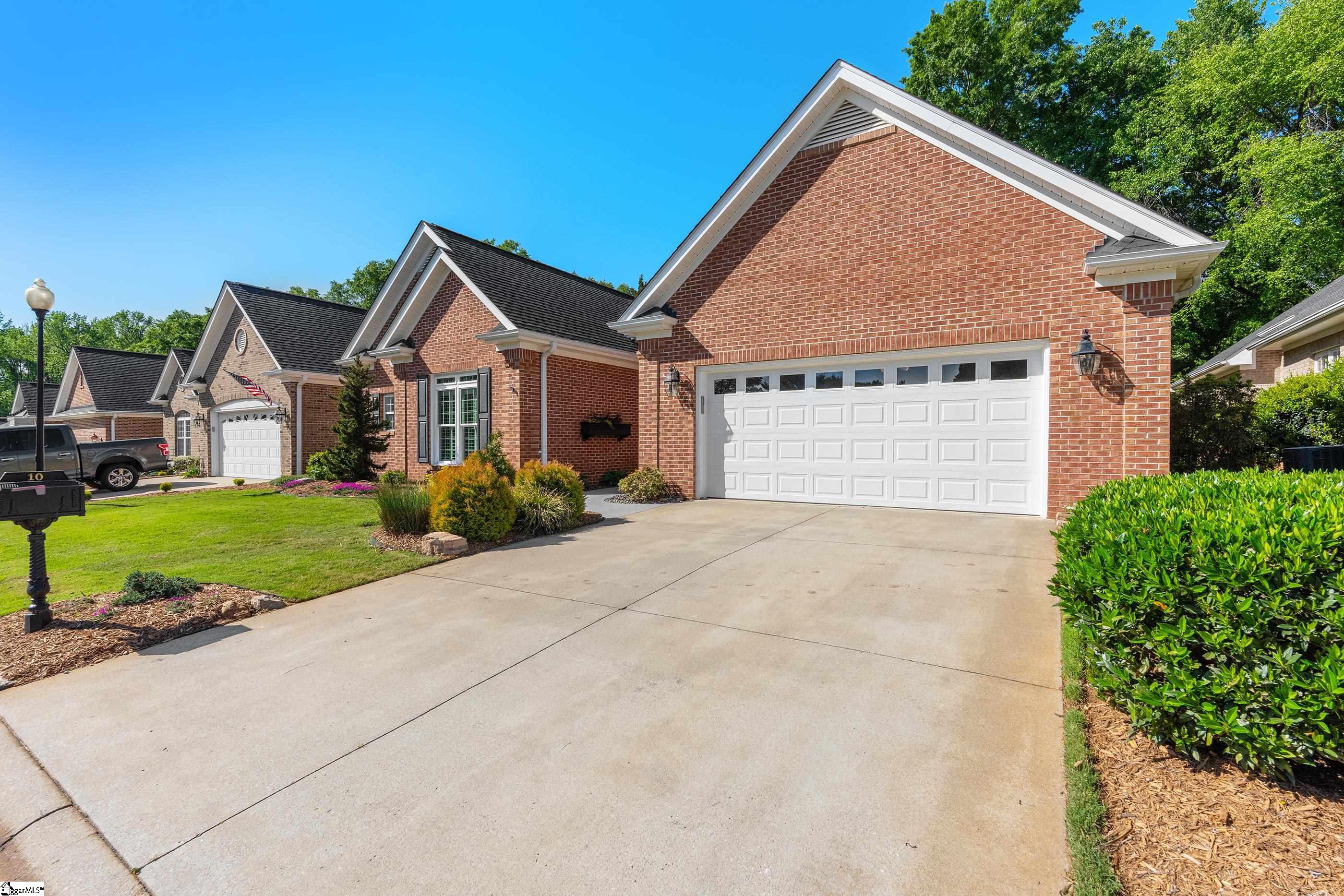 10 Wineberry Way