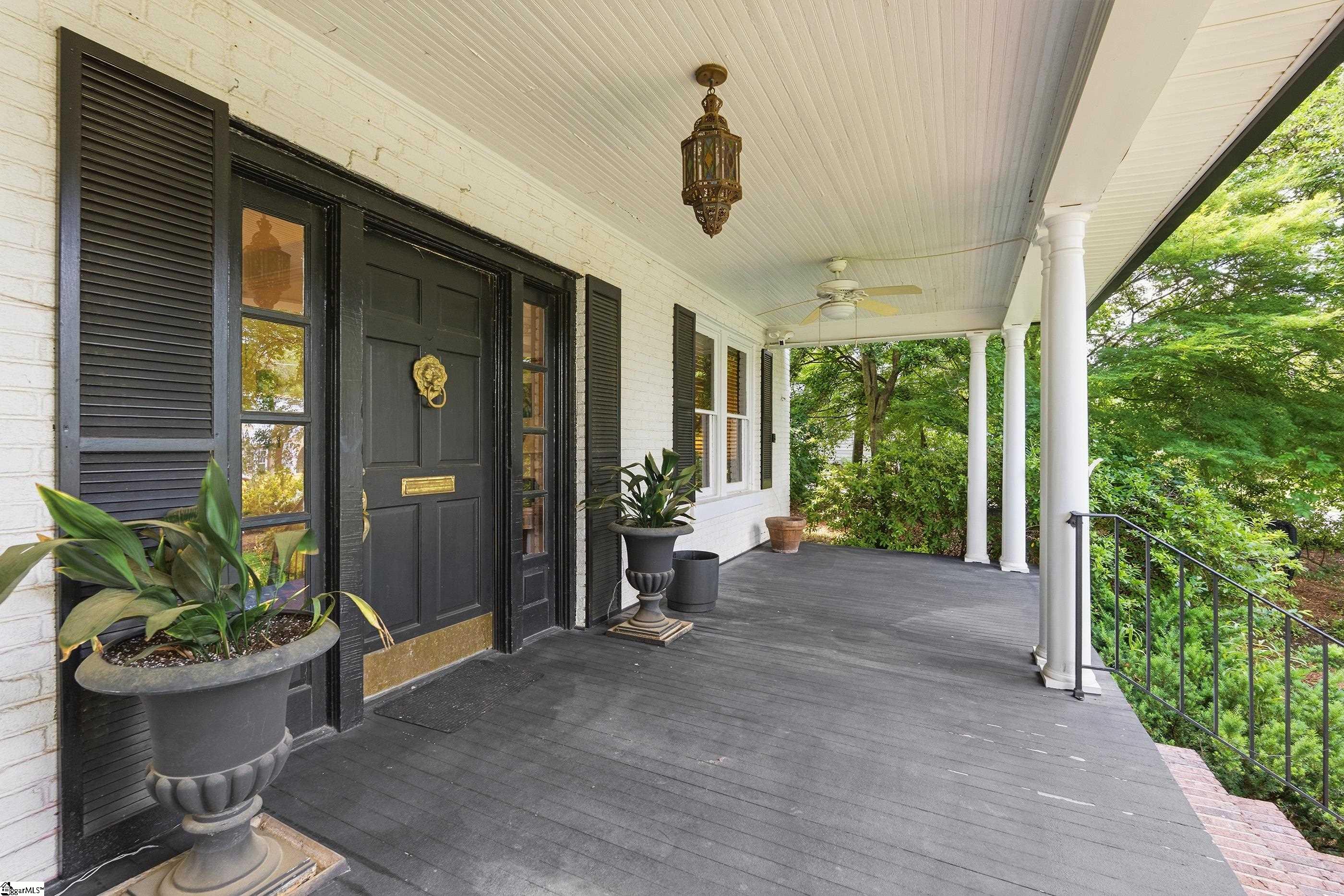 303 Mcdaniel Avenue
