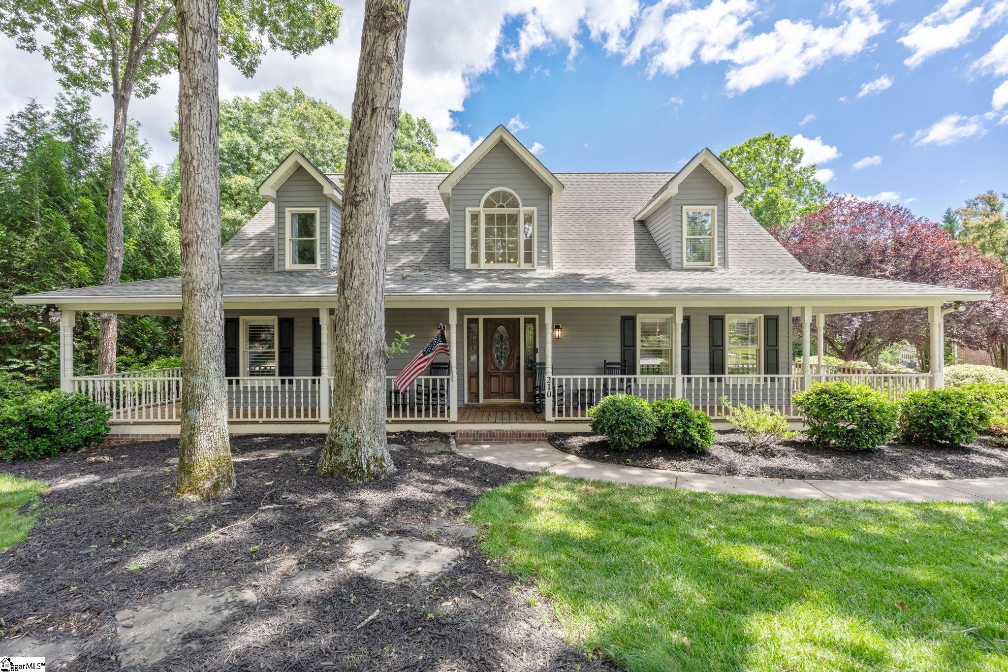 210 E Cranberry Lane