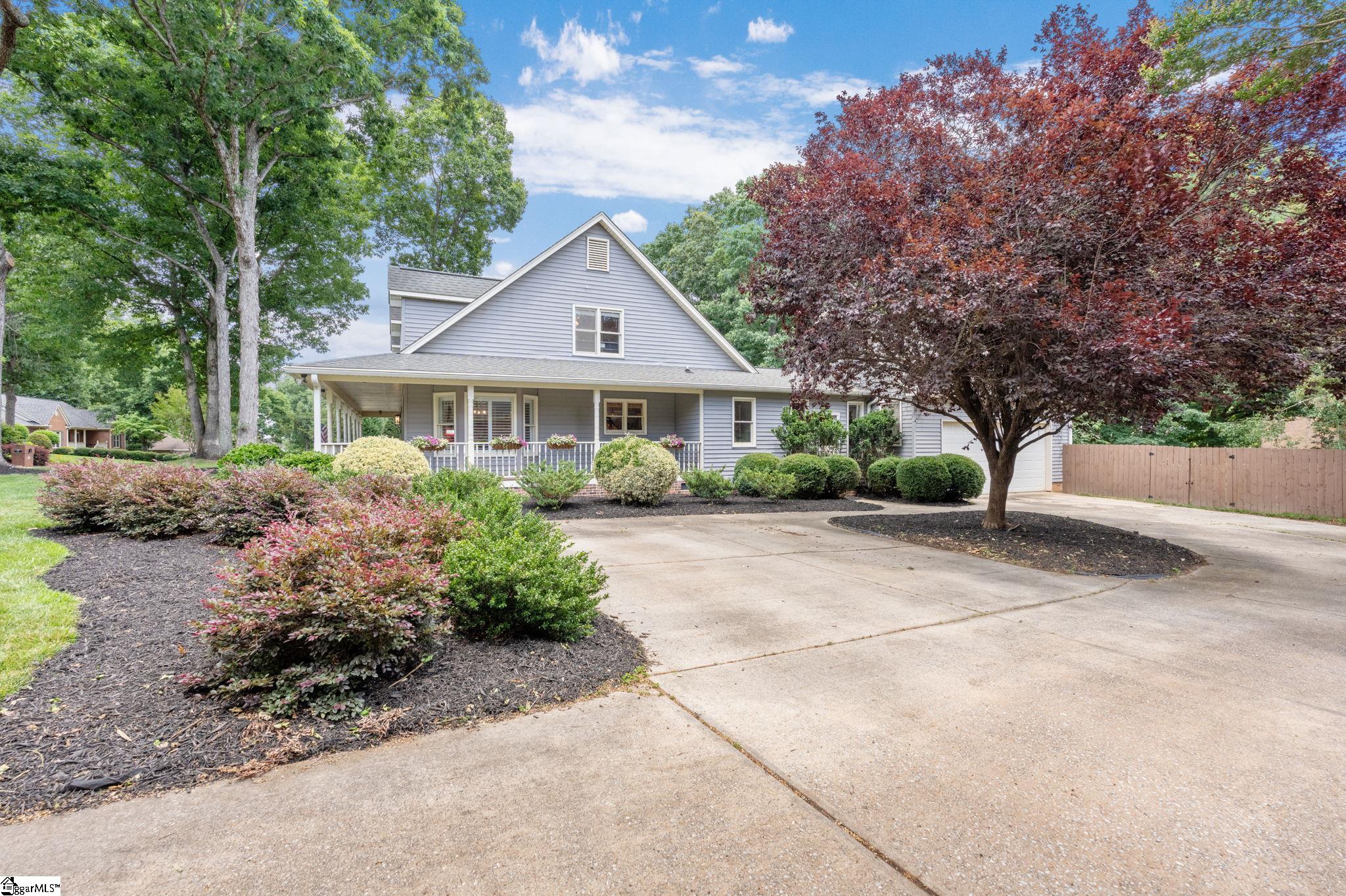 210 E Cranberry Lane