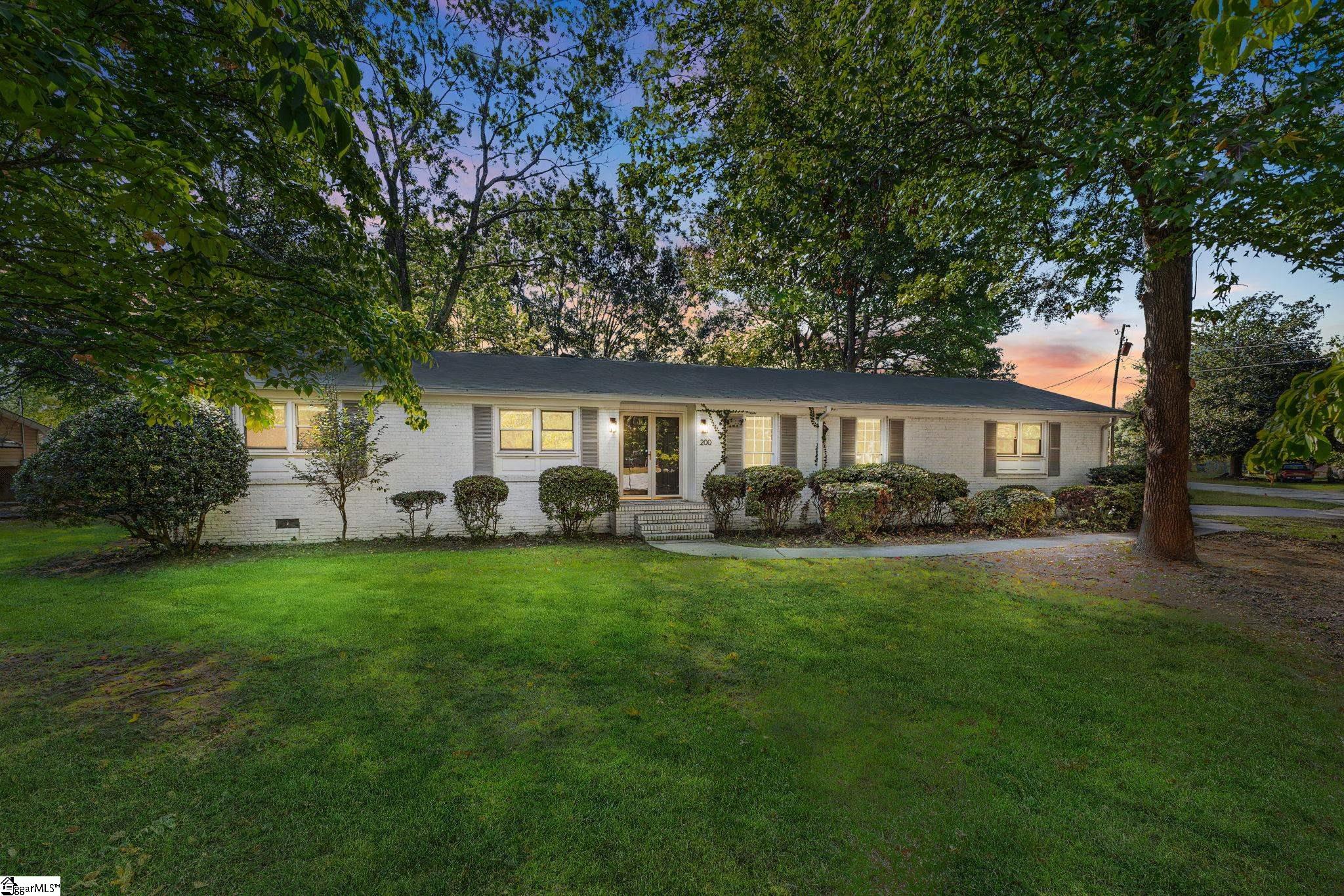 200 Lanewood Drive