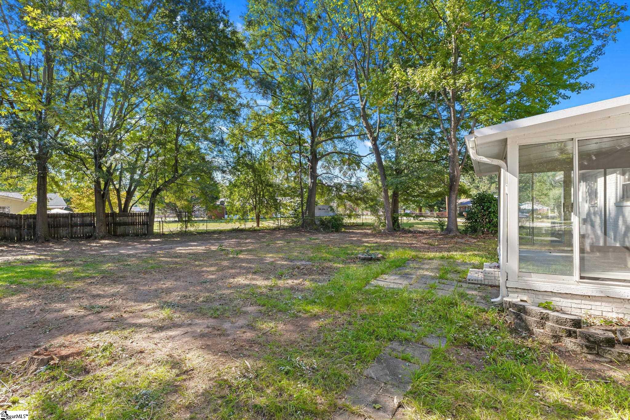 200 Lanewood Drive