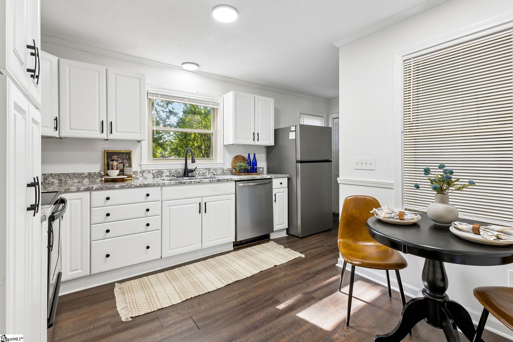 200 Lanewood Drive