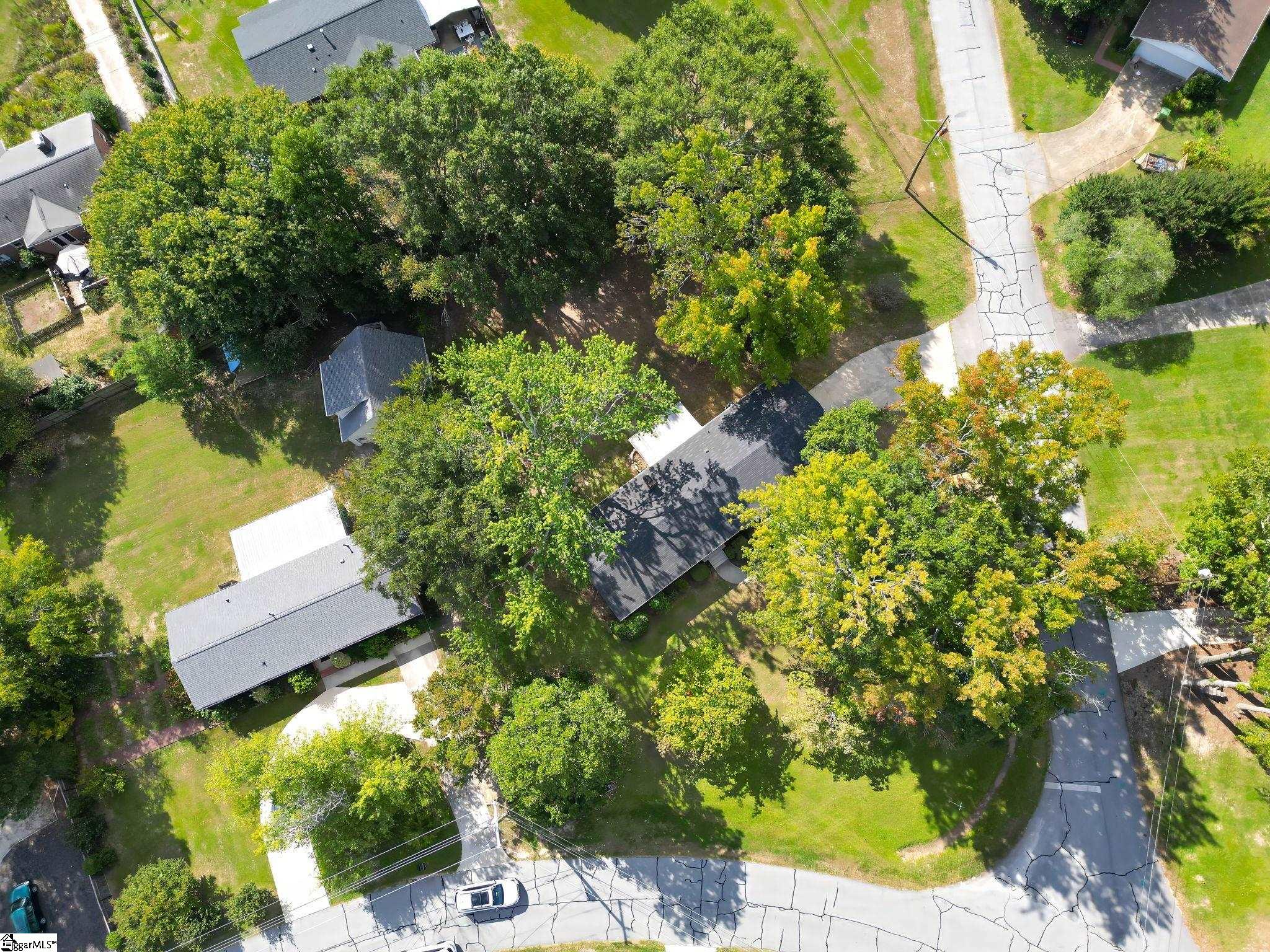 200 Lanewood Drive