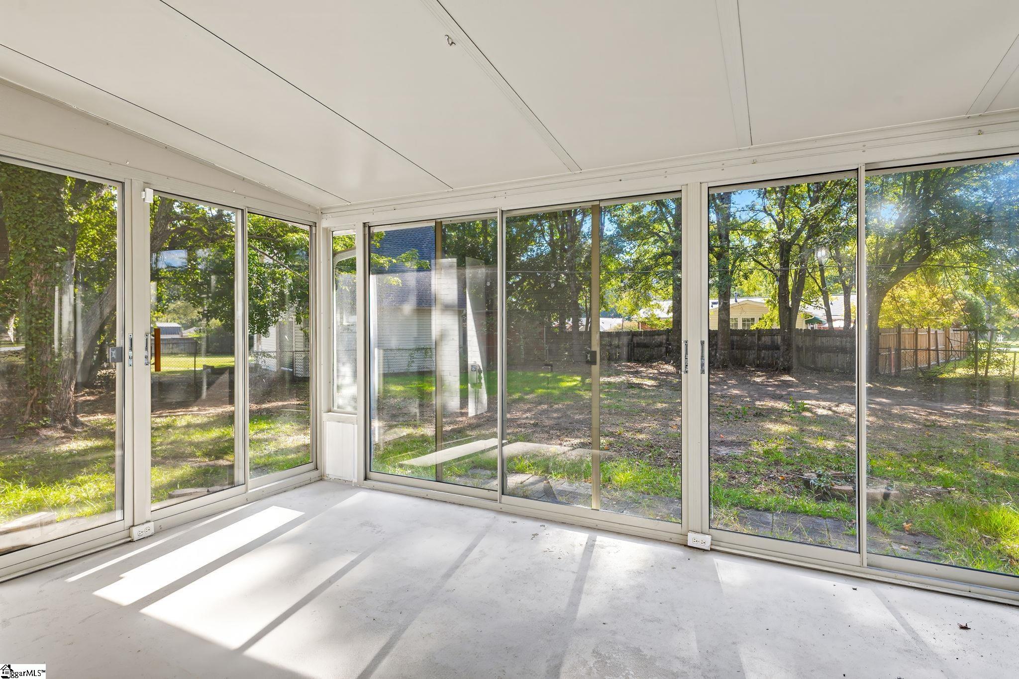 200 Lanewood Drive