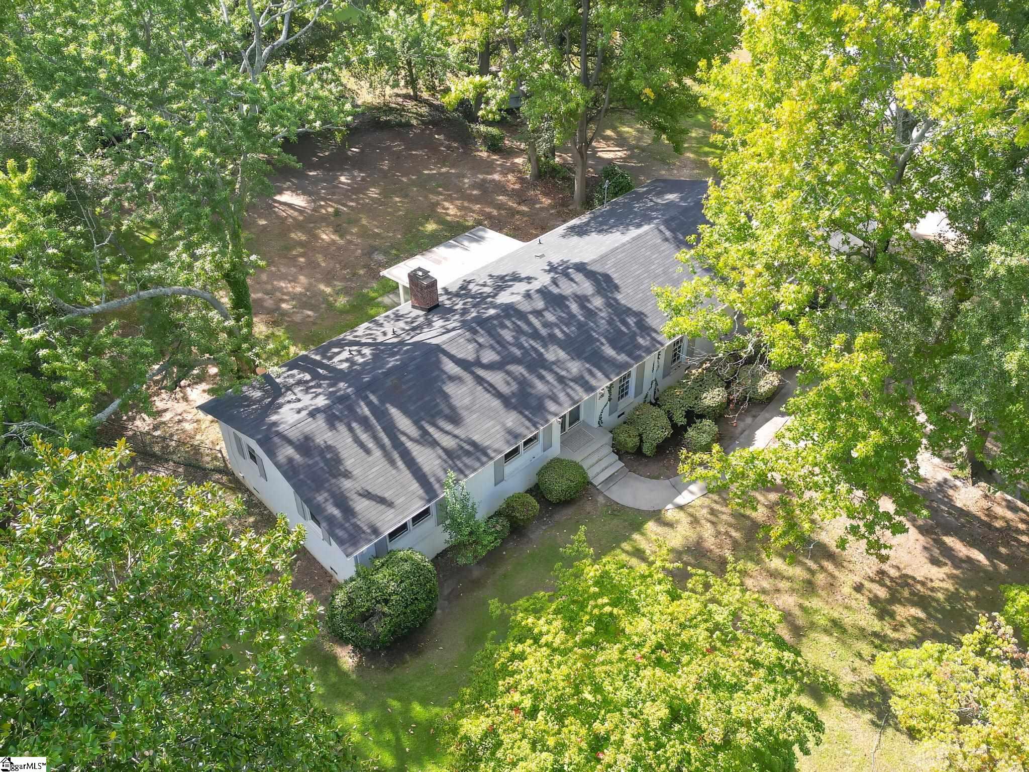 200 Lanewood Drive
