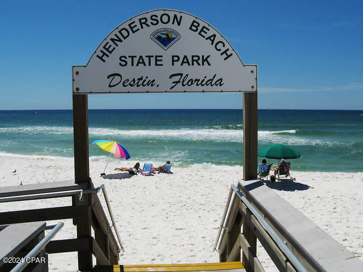 4000 Gulf Terrace Drive Unit: 2008