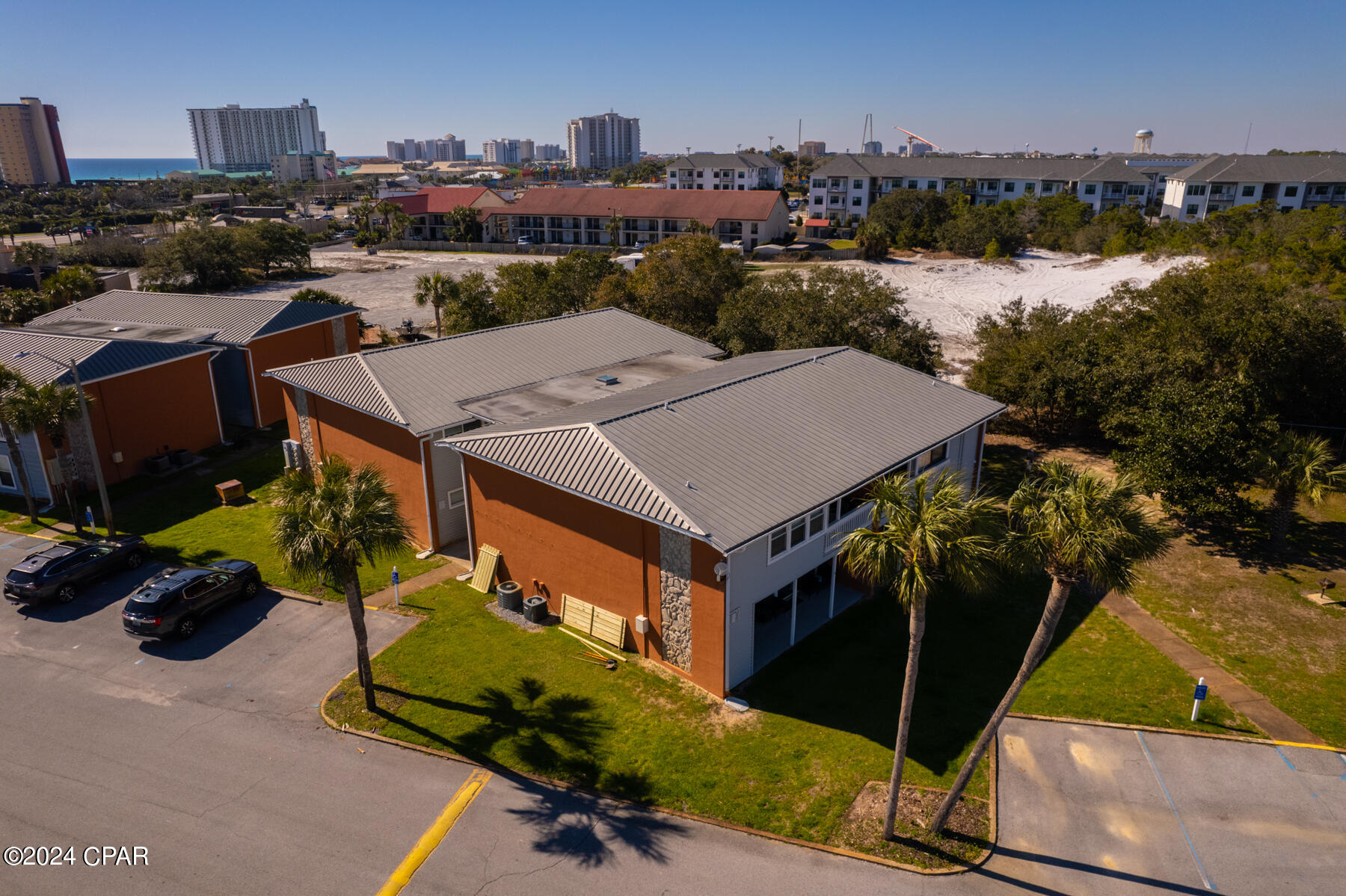 4000 Gulf Terrace Drive Unit: 2008