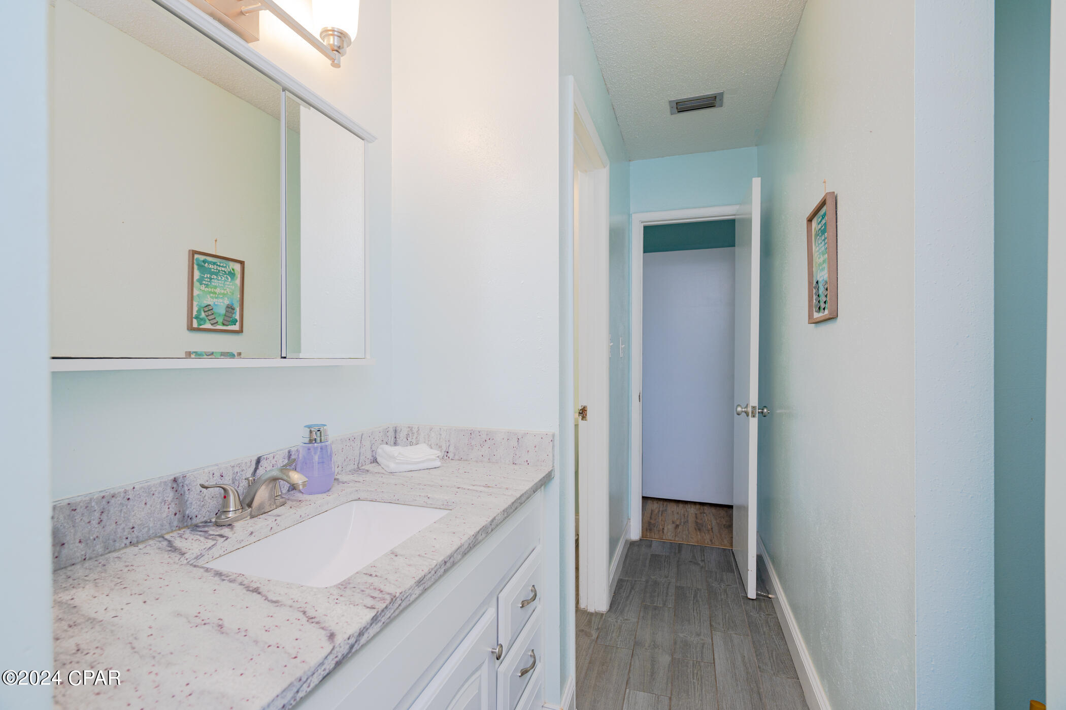 4000 Gulf Terrace Drive Unit: 2008