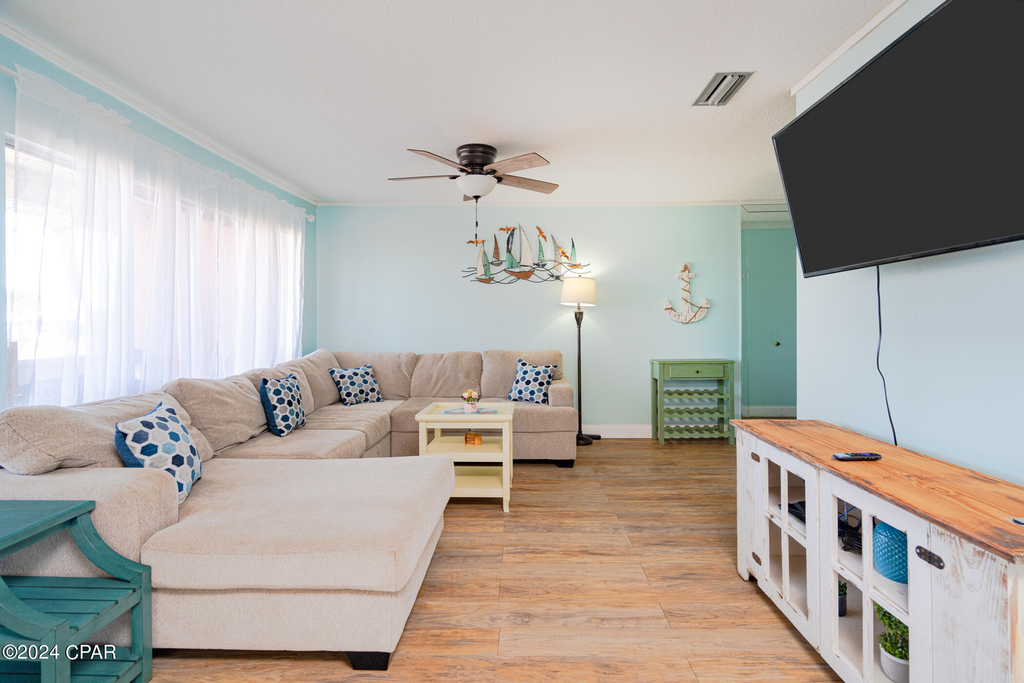 4000 Gulf Terrace Drive Unit: 2008