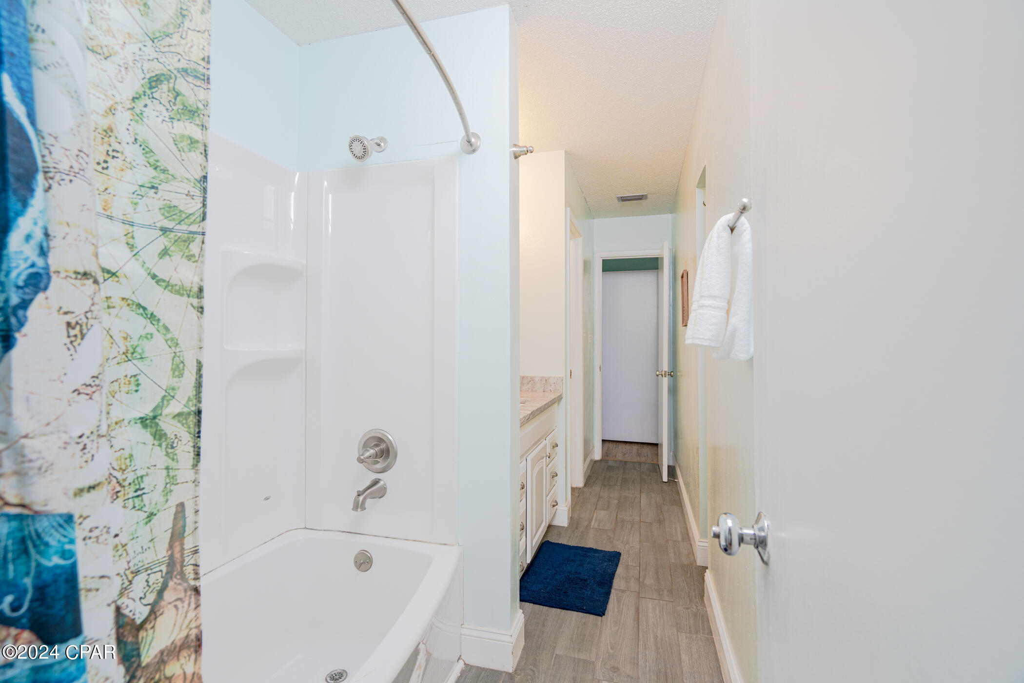 4000 Gulf Terrace Drive Unit: 2008