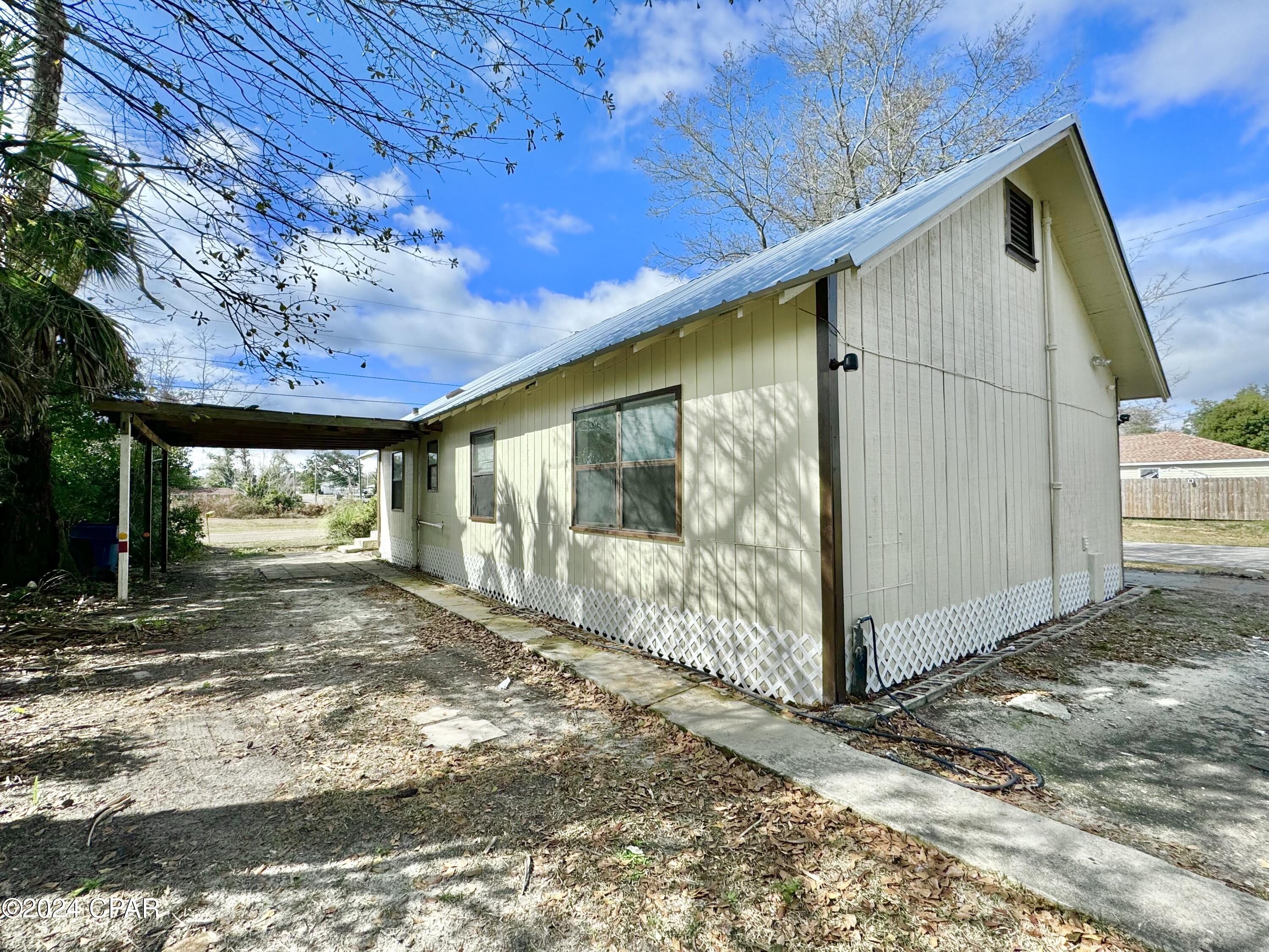 340 N Gray Avenue