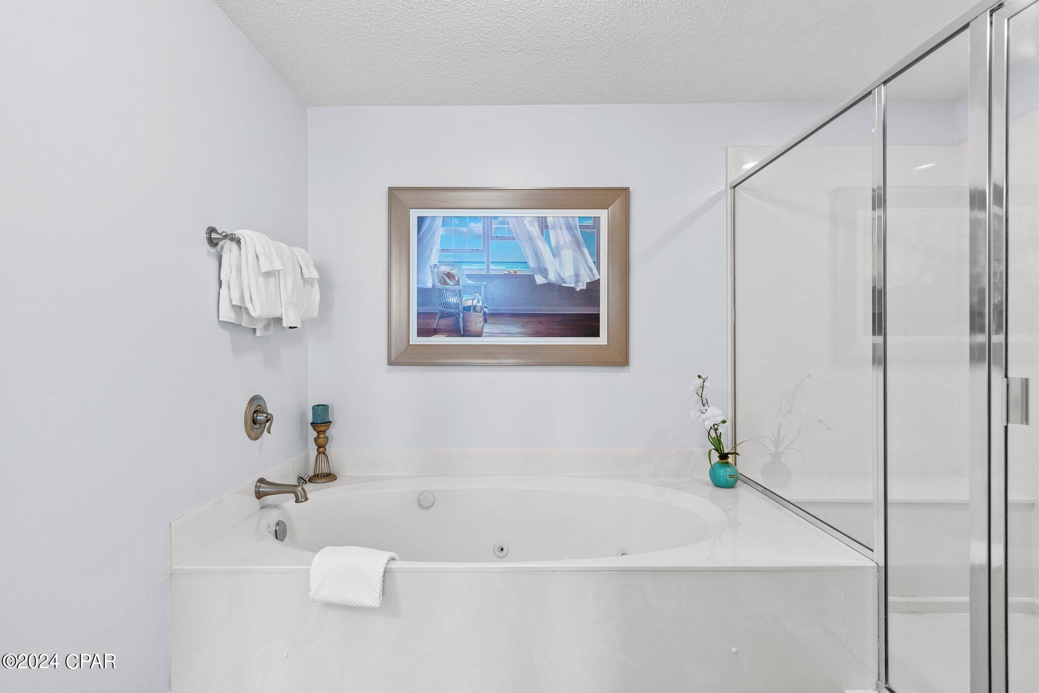 13661 Drive 402