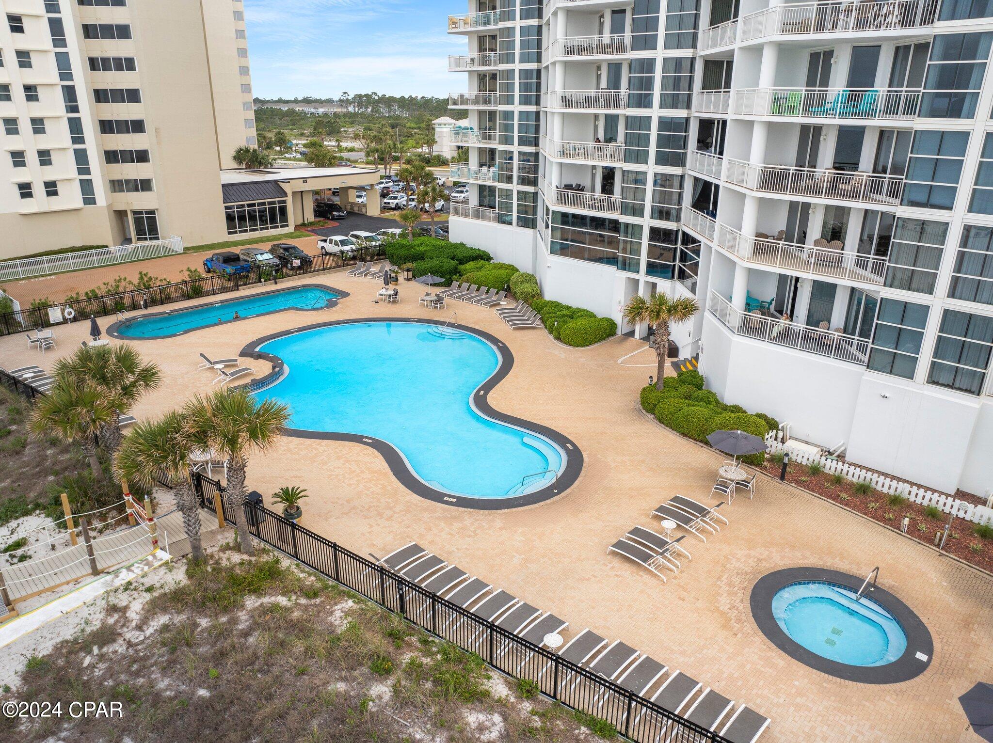 13661 Drive 402
