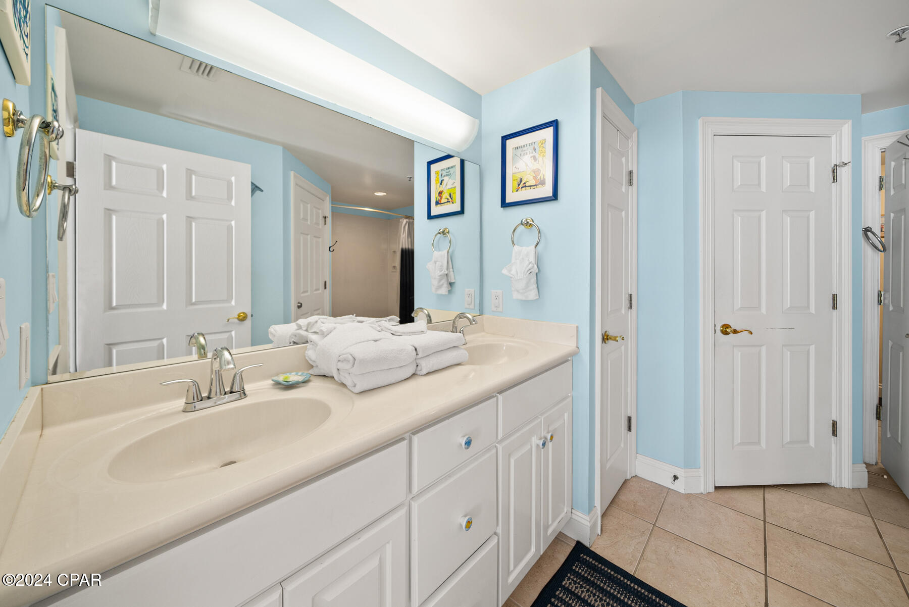 8715 Surf Drive 1402B