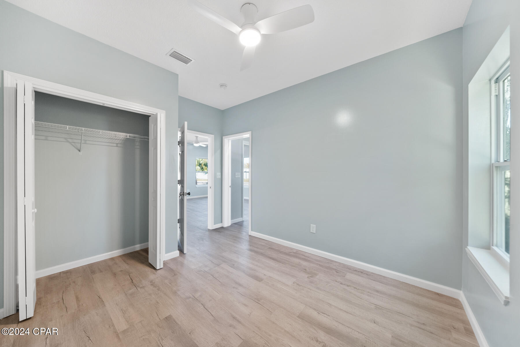 522 E 9th