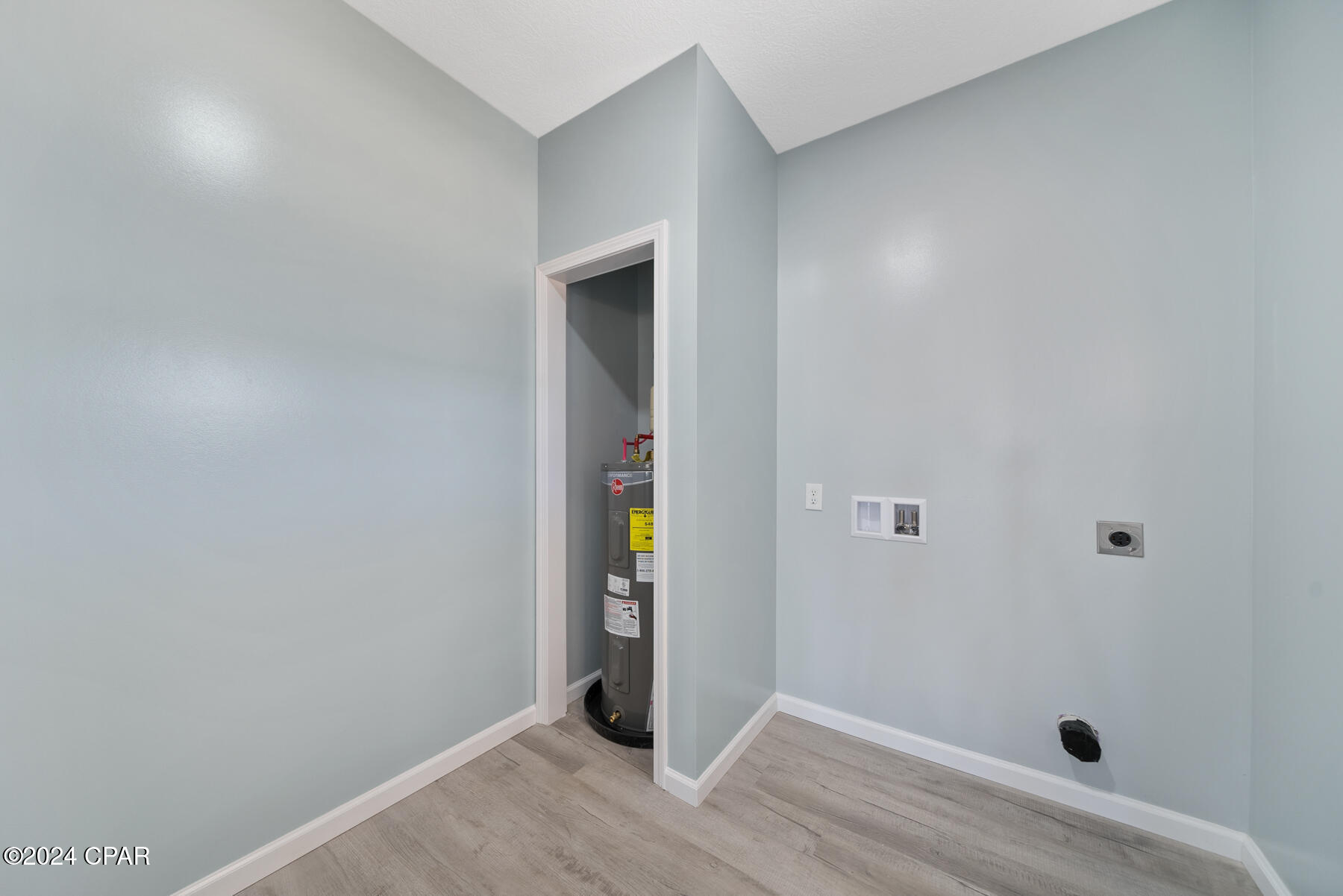 522 E 9th