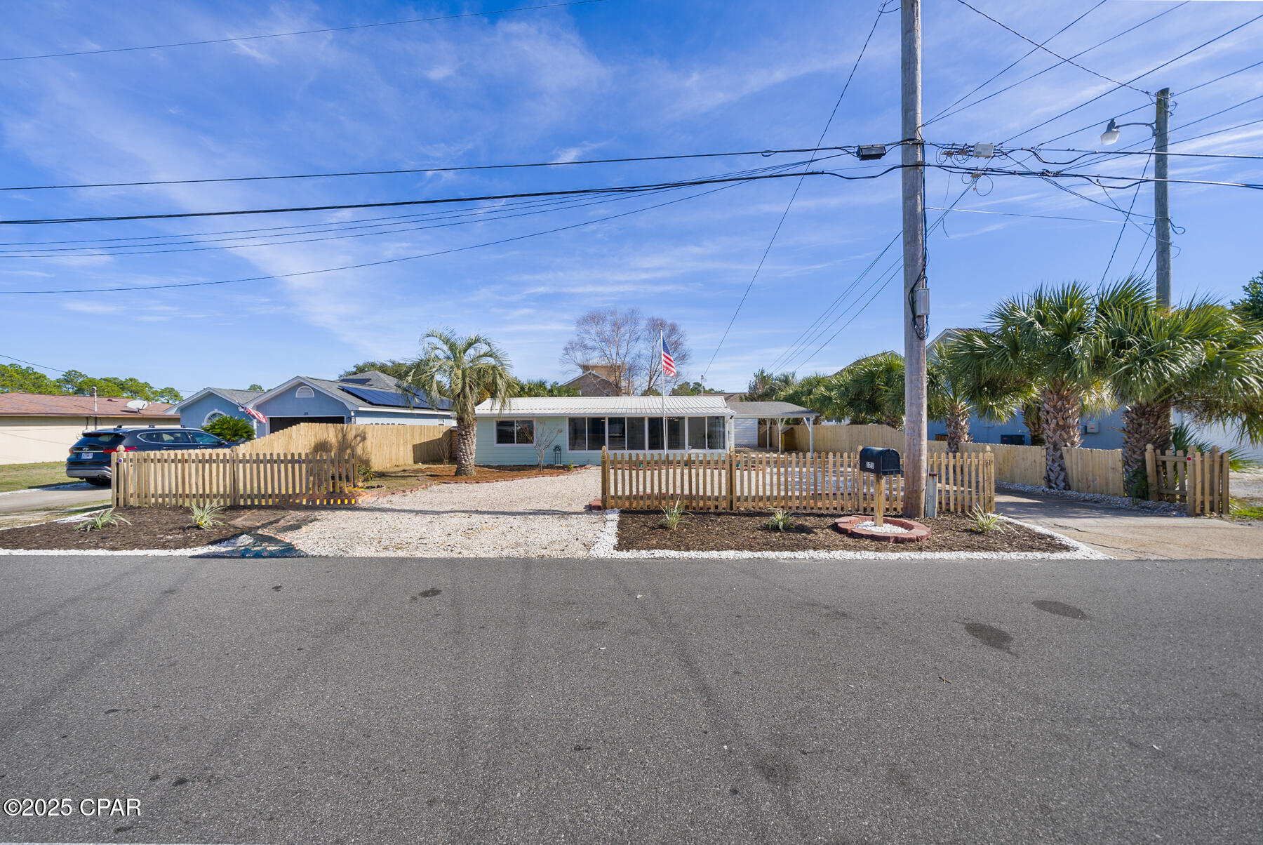 121 E Sonata Circle